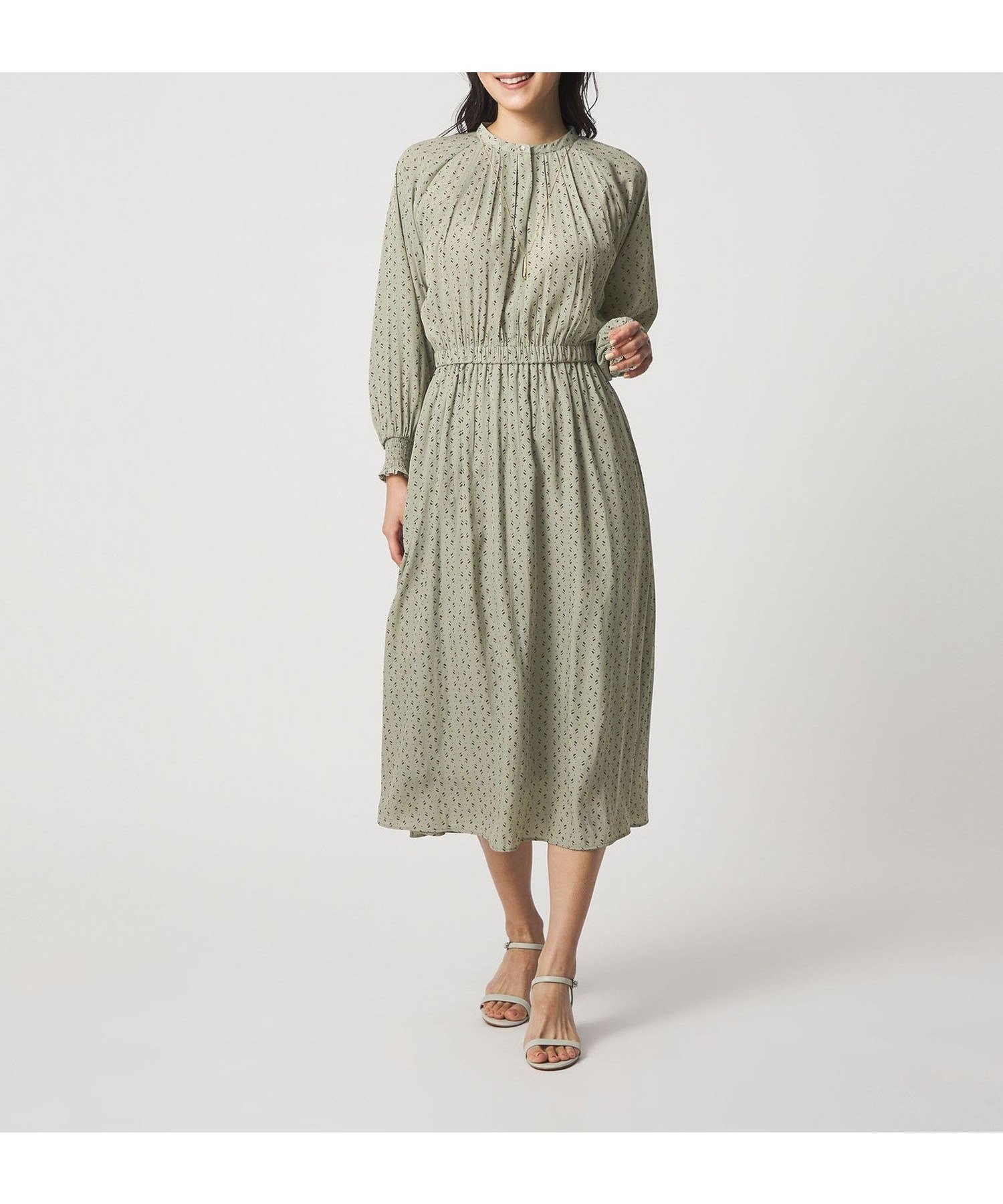 【ユナイテッドアローズ/UNITED ARROWS】のギャザー ワンピース -ウォッシャブル- A DAY IN THE LIFE インテリア・キッズ・メンズ・レディースファッション・服の通販 founy(ファニー) 　ファッション　Fashion　レディースファッション　Fashion for Women　ワンピース　Dresses　ウォッシャブル　Machine Washable　ヴィンテージ　Vintage Style　春　Spring　カットソー　Cut and Sewn Top　カーディガン　Cardigan, Knitwear　ギャザー　Gathered, Ruffled　シャーリング　Shirring, Ruched　スタンド　Stand Collar, Upright Stand　ストライプ　Stripe, Striped Pattern　トレンド　Trend, Trending Now　バランス　Balance, Style Balance　メタル　Metal, Metal Parts　ロング　Long, Long-Length　アウトレット　Outlet / Clearance　おすすめ　Recommended / Our Picks　エレガント 上品　Elegant　ビジネス 仕事 通勤　Business / Work / Commuting　LIME|ID: prp329100004876128 ipo3291000000036369572