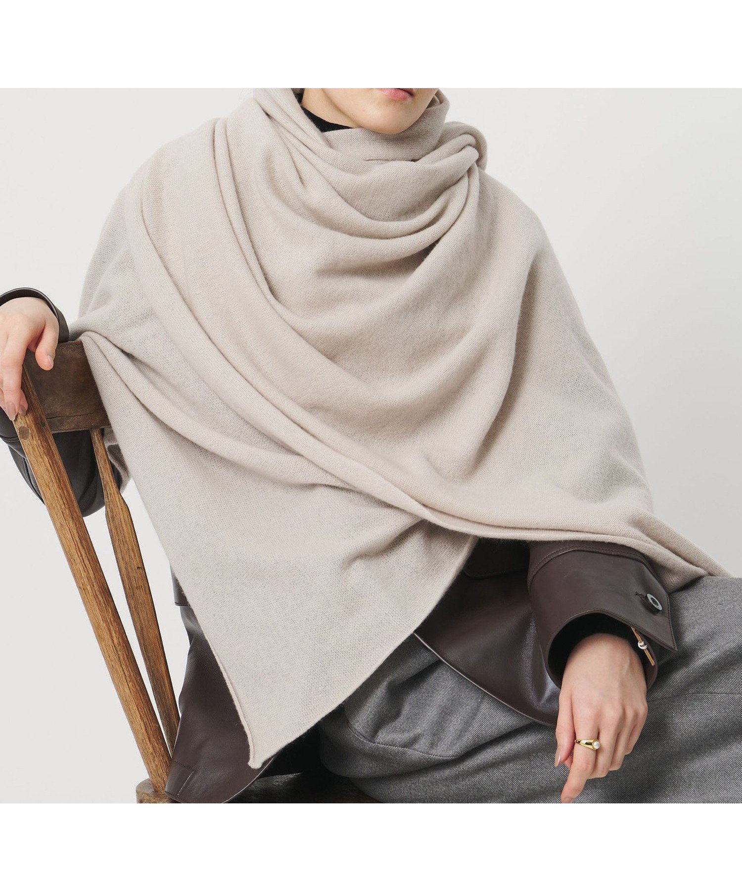 【ユナイテッドアローズ/UNITED ARROWS】のカシミヤ ニット ストール インテリア・キッズ・メンズ・レディースファッション・服の通販 founy(ファニー) 　ファッション　Fashion　レディースファッション　Fashion for Women　おすすめ　Recommended / Our Picks　エアリー　Airy Texture　カーディガン　Cardigan, Knitwear　ギフト プレゼント　Gift / Present　ストール　Stole, Wrap　BEIGE|ID: prp329100004876160 ipo3291000000036369762