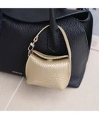 【イアクッチ/IACUCCI】のラーナ ミニチャーム ALCE 人気、トレンドファッション・服の通販 founy(ファニー) ファッション Fashion レディースファッション Fashion for Women アクセサリー Fashion Accessories イタリア Italy 春 Spring コレクション Collection, Seasonal Line スペシャル Special, Limited Edition チャーム Charm, Pendant 人気 Popular, Best Seller フォルム Silhouette, Form ポーチ Pouch, Small Case マグネット Magnet, Magnetic Closure メタル Metal, Metal Parts ラグジュアリー Luxury, Elegant リップ Lip, Lip Motif S/S・春夏 SS, Spring/Summer, Warm Season おすすめ Recommended / Our Picks 夏 Summer エレガント 上品 Elegant ギフト プレゼント Gift / Present 2025年 2025 2025春夏・S/S Spring/Summer 2025 SS25 thumbnail ゴールド|ID: prp329100004877118 ipo3291000000036380023