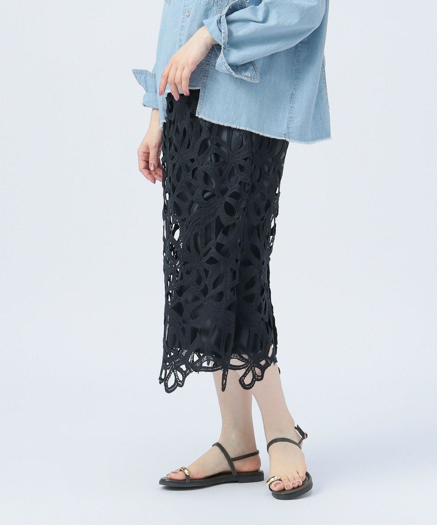 【ビームス ウイメン/BEAMS】のモチーフレース スカート インテリア・キッズ・メンズ・レディースファッション・服の通販 founy(ファニー) 　ファッション　Fashion　レディースファッション　Fashion for Women　スカート　Skirts　エレガント 上品　Elegant　シアー　Sheer, See-Through　スマート　Smart, Elegant　スリット　Slit, Slit Detail　タイトスカート　Pencil Skirt, Tight Skirt　モチーフ　Motif, Design Theme　レース　Lace, Lace Fabric　NAVY|ID: prp329100004877347 ipo3291000000036382328