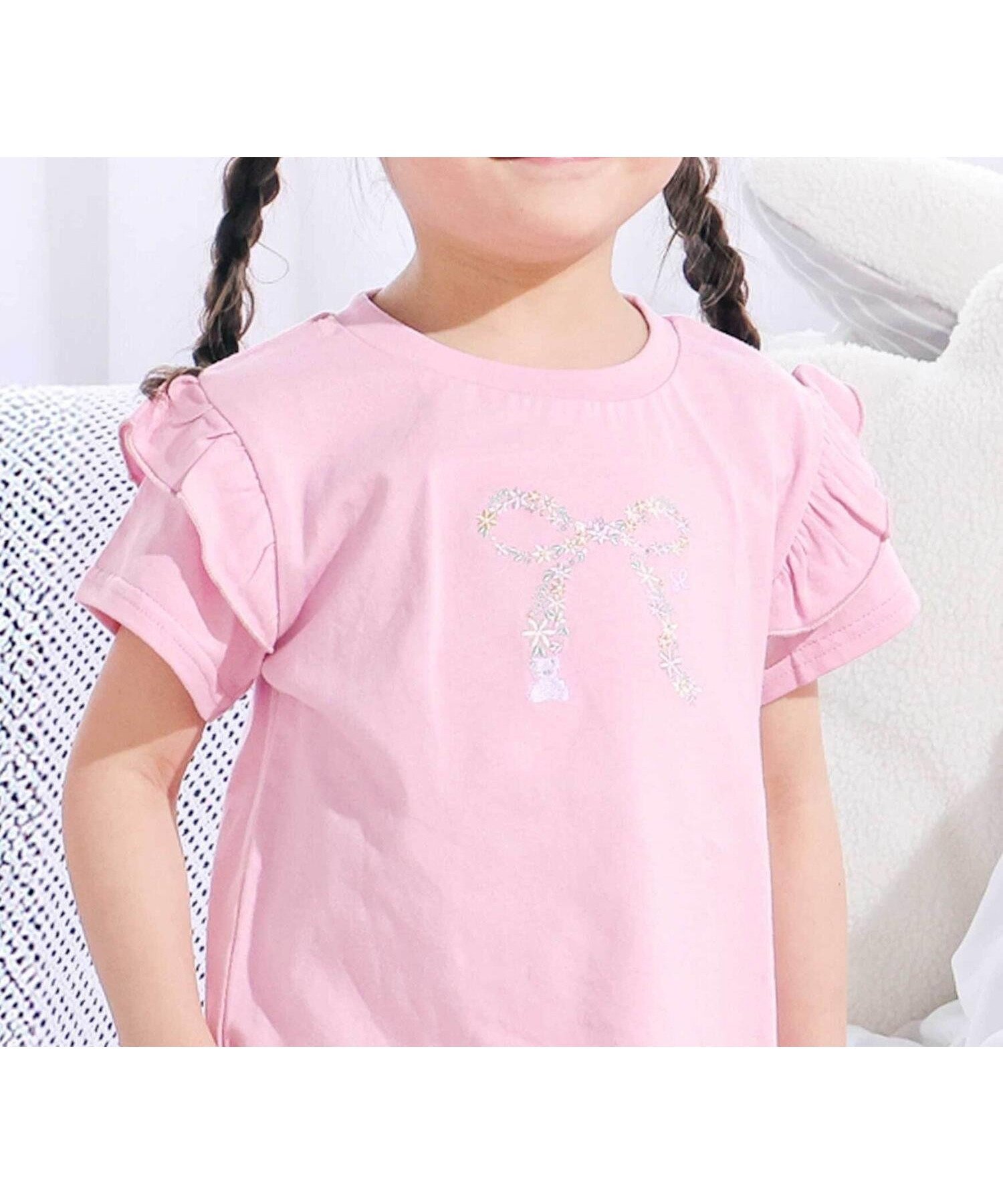 【ベベ オンライン ストア/BEBE ONLINE STORE / KIDS】の【スララク/防汚加工/オーガニックコットン】ときめき女の子半袖Tシャツ(80~130cm) インテリア・キッズ・メンズ・レディースファッション・服の通販 founy(ファニー) 　ファッション　Fashion　キッズファッション　Fashion for Kids　春　Spring　コレクション　Collection, Seasonal Line　フリル　Frill, Ruffle　フレンチ　French, French Style　フロント　Front, Front Design　半袖　Short Sleeve, Half Sleeve　モチーフ　Motif, Design Theme　リボン　Ribbon, Bow　S/S・春夏　SS, Spring/Summer, Warm Season　夏　Summer　エレガント 上品　Elegant　2026年　2026　ピンク×お花刺しゅう×肩フリル|ID: prp329100004877468 ipo3291000000036384066