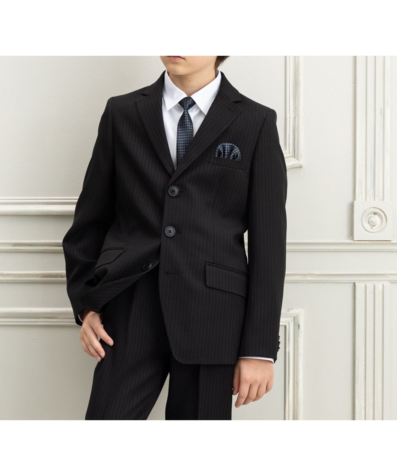 【パクシル/PAQXIL / KIDS】のフォーマルスーツ 卒業スーツ 5点セット ジュニアスーツ インテリア・キッズ・メンズ・レディースファッション・服の通販 founy(ファニー) 　ファッション　Fashion　キッズファッション　Fashion for Kids　クロップド　Cropped, Short Length　クール　Cool, Chic　ジャケット　Jacket, Outerwear　スタイリッシュ　Stylish, Fashionable　ストライプ　Stripe, Striped Pattern　スリム　Slim, Slim Fit　スーツ　Suit, Formalwear　セットアップ　Set-Up, Coordinated Outfit　チェック　Check, Plaid, Tartan　トレンド　Trend, Trending Now　ドット　Polka Dot, Dot Pattern　長袖　Long Sleeve, Full Sleeve　バランス　Balance, Style Balance　フォーマル　Formal, Dressy　フラップ　Flap, Flap Pocket　フラワー　Flower, Floral　ポケット　Pocket, Pocket Detail　モノトーン　Monotone, Black and White　無地　Plain, Solid Color　ループ　Loop, Loop Knit　レオパード　Leopard, Animal Print　卒業式　Graduation Ceremony　結婚式　Wedding　ブラック10|ID: prp329100004877476 ipo3291000000036384102
