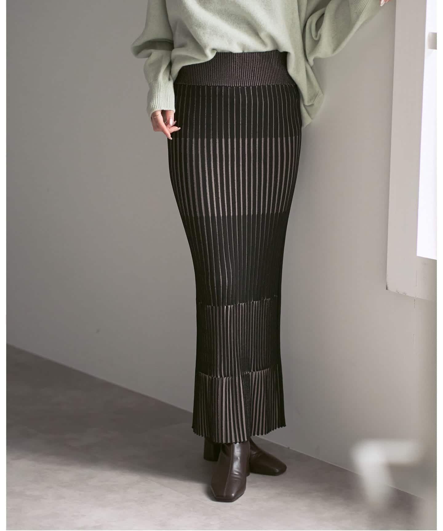 【ノーブル / スピック&スパン/NOBLE / Spick & Span】の《追加》【洗える】ランダムバイカラーリブニットスカート インテリア・キッズ・メンズ・レディースファッション・服の通販 founy(ファニー) 　ファッション　Fashion　レディースファッション　Fashion for Women　スカート　Skirts　洗える　Machine Washable　コンパクト　Compact, Small Size　スマート　Smart, Elegant　セットアップ　Set-Up, Coordinated Outfit　タイトスカート　Pencil Skirt, Tight Skirt　ボーダー　Border, Stripe　ランダム　Random, Irregular　再入荷　Restock / Back in Stock　おすすめ　Recommended / Our Picks　ブラック|ID: prp329100004877500 ipo3291000000036384211