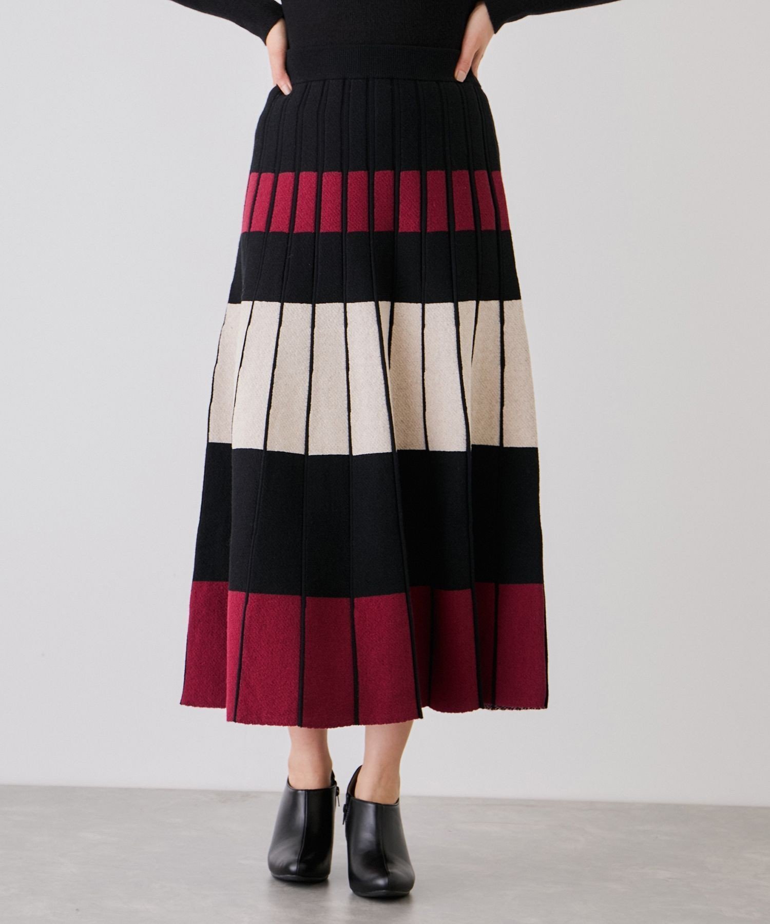 【ジャイロ/JAYRO】のボーダー配色ニットスカート インテリア・キッズ・メンズ・レディースファッション・服の通販 founy(ファニー) 　ファッション　Fashion　レディースファッション　Fashion for Women　スカート　Skirts　シンプル　Simple, Minimal　タートル　Turtleneck, Turtle Collar　フレア　Flare, Flared　ボーダー　Border, Stripe　ポケット　Pocket, Pocket Detail　A/W・秋冬　Autumn/Winter　おすすめ　Recommended / Our Picks　ワイン(66)|ID: prp329100004877503 ipo3291000000036384223