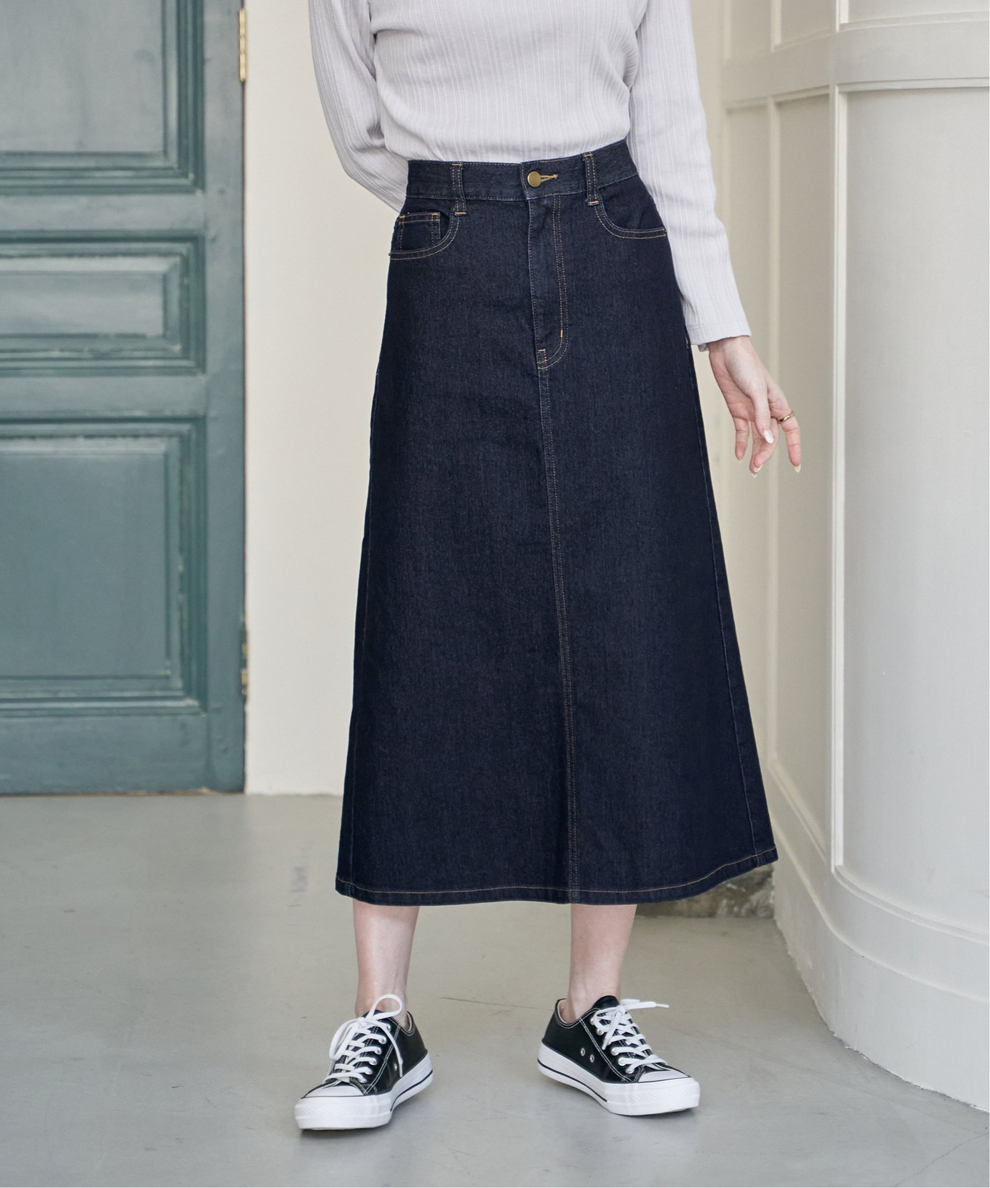 【イッカ/ikka】のデニムロングスカート 人気、トレンドファッション・服の通販 founy(ファニー) 　ファッション　Fashion　レディースファッション　Fashion for Women　スカート　Skirts　ロングスカート　Long Skirts / Maxi & Midi Skirts　シンプル　Simple, Minimal　ストレッチ　Stretch, Stretchy Fabric　スリット　Slit, Slit Detail　デニム　Denim, Jeans Material　ベーシック　Basic, Essential　ポケット　Pocket, Pocket Detail　ロング　Long, Long-Length　 other-1|ID: prp329100004877509 ipo3291000000036384259