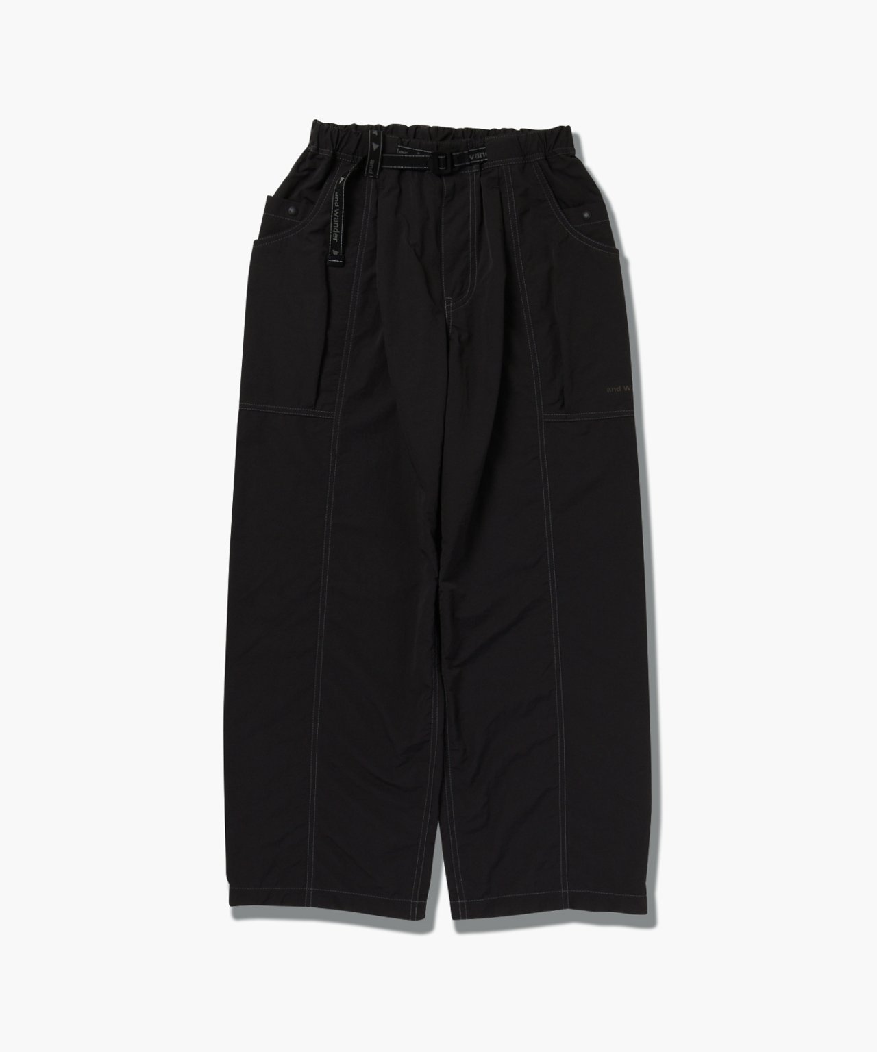 【アンドワンダー/and wander】のcrinkled nylon pants インテリア・キッズ・メンズ・レディースファッション・服の通販 founy(ファニー) ファッション Fashion レディースファッション Fashion for Women パンツ Pants & Trousers ポケット Pocket, Pocket Detail ワイド Wide, Wide Fit 軽量 Lightweight, Ultra Light black|ID: prp329100004879340 ipo3291000000036408884
