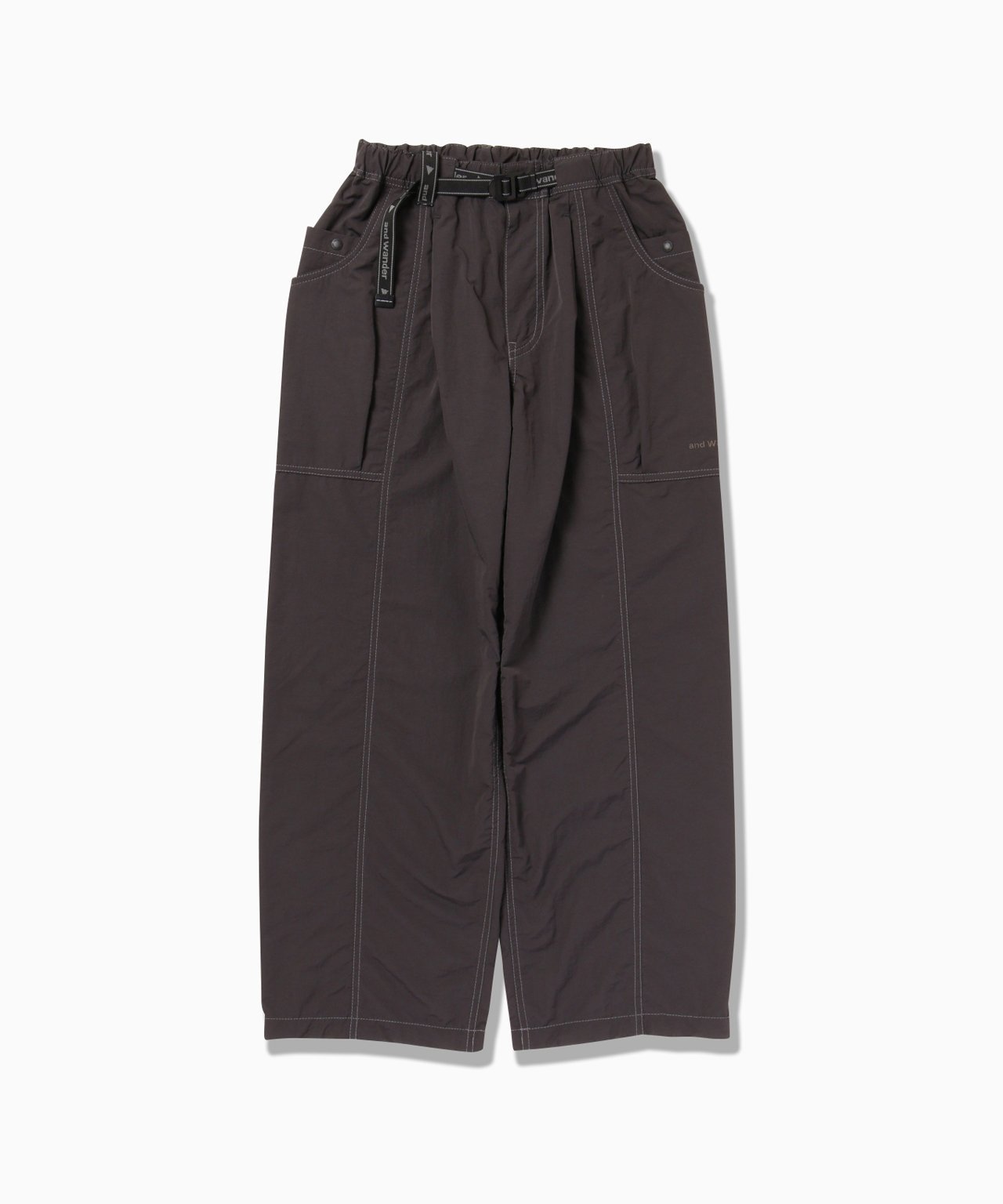 【アンドワンダー/and wander】のcrinkled nylon pants インテリア・キッズ・メンズ・レディースファッション・服の通販 founy(ファニー) ファッション Fashion レディースファッション Fashion for Women パンツ Pants & Trousers ポケット Pocket, Pocket Detail ワイド Wide, Wide Fit 軽量 Lightweight, Ultra Light charcoal2|ID: prp329100004879340 ipo3291000000036408885