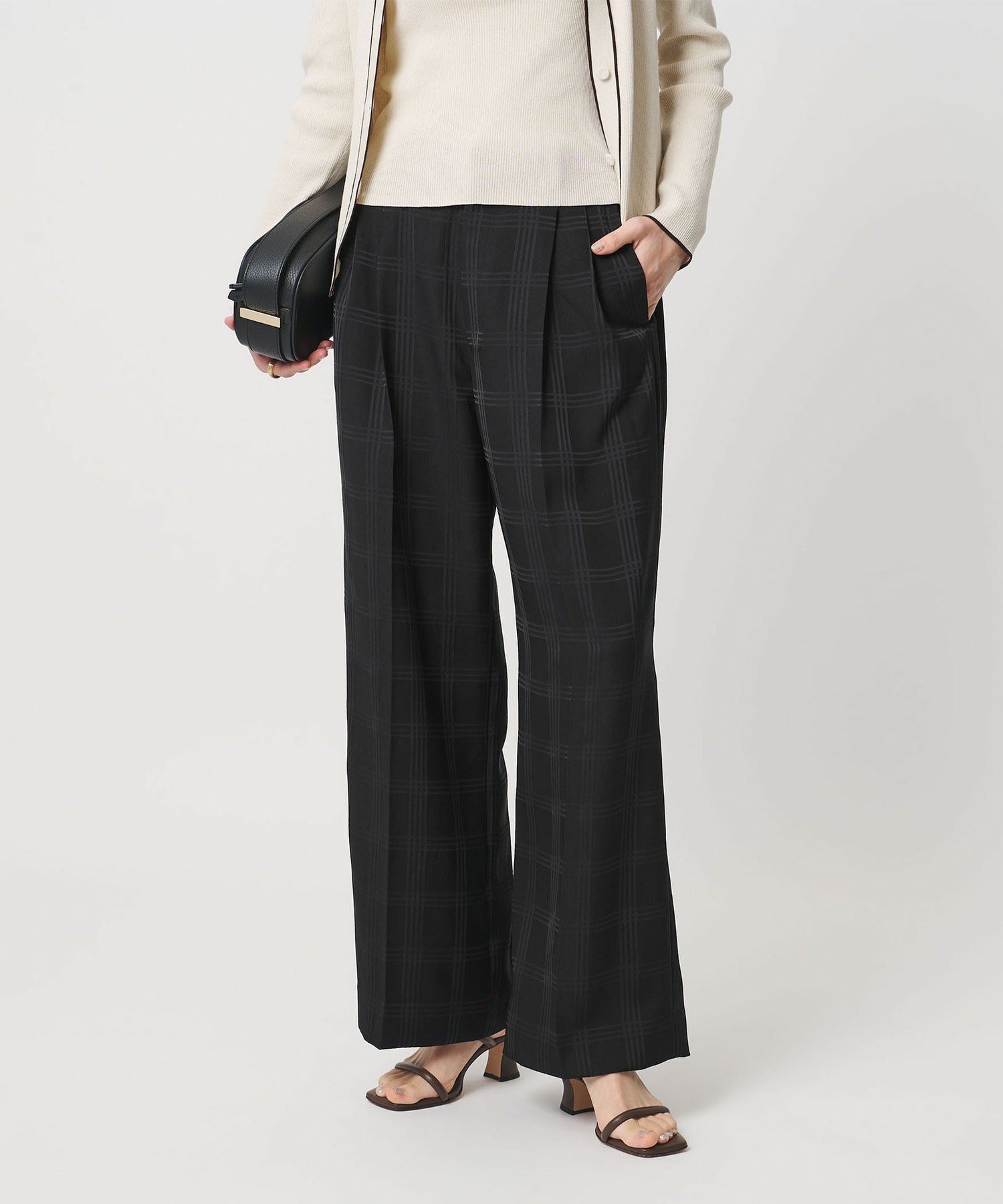 【ユナイテッドアローズ/UNITED ARROWS】のチェック 2タック ワイドパンツ -ウォッシャブル- インテリア・キッズ・メンズ・レディースファッション・服の通販 founy(ファニー) ファッション Fashion レディースファッション Fashion for Women パンツ Pants & Trousers アンダー Underwear Essentials ウォッシャブル Machine Washable シンプル Simple, Minimal ジャケット Jacket, Outerwear ストレート Straight, Straight Cut チェック Check, Plaid, Tartan フィット Fit, Slim Fit ワイド Wide, Wide Fit BLACK|ID: prp329100004879347 ipo3291000000036408911