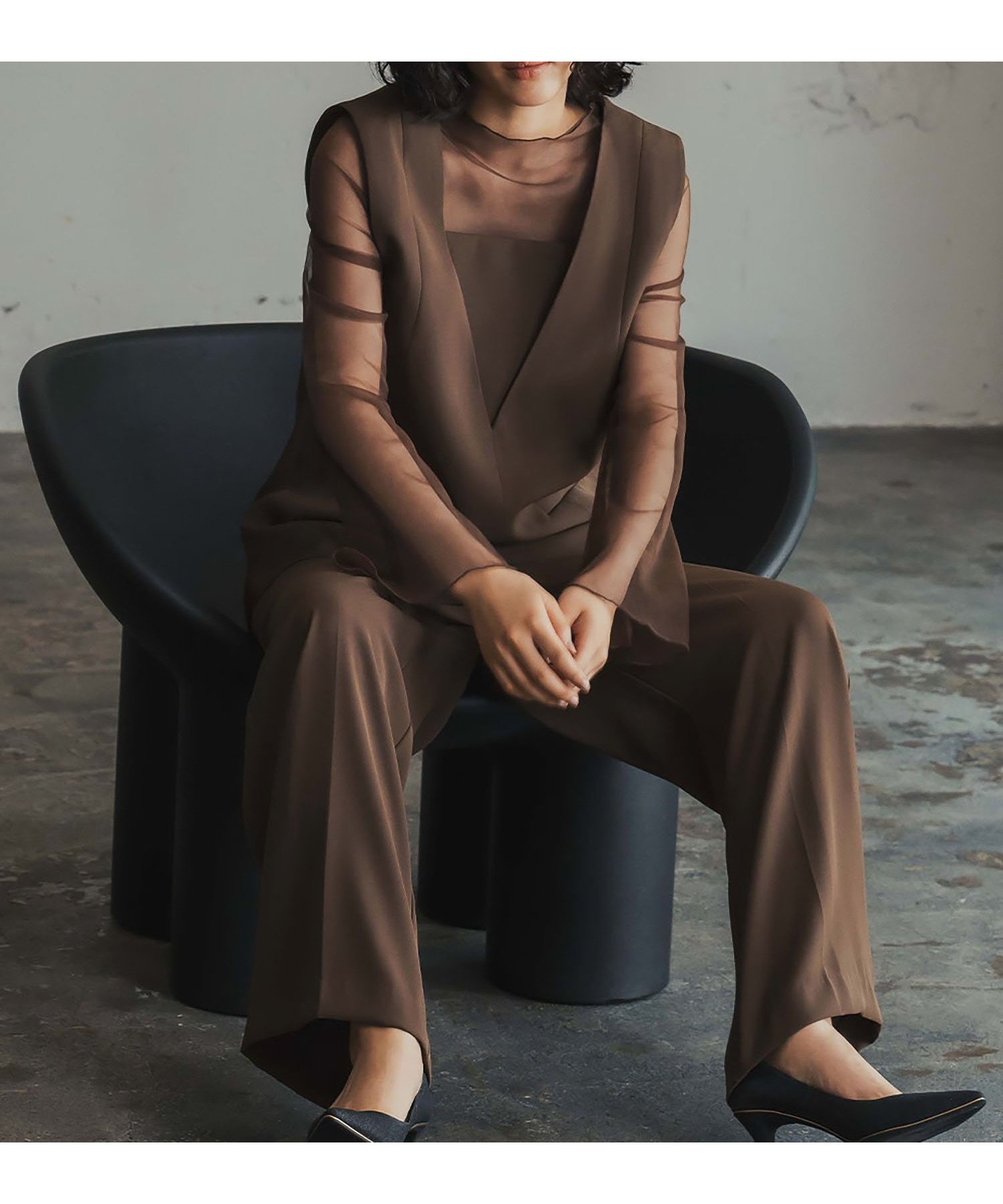 【その他のブランド/Other】のチュールトップス・パンツ セットアップ 結婚式 パンツドレス パーティードレス インテリア・キッズ・メンズ・レディースファッション・服の通販 founy(ファニー) 　ファッション　Fashion　レディースファッション　Fashion for Women　セットアップ　Matching Sets　レディーストップス・ブラウス　Tops & Blouses / Assorted Women's Tops　レディースパンツ・ボトムス　Pants & Trousers / Bottoms　オケージョン　Occasion Wear　シアー　Sheer, See-Through　シンプル　Simple, Minimal　セットアップ　Set-Up, Coordinated Outfit　ダウン　Down, Puffer　チュール　Tulip, Tulip Motif　デコルテ　Décolleté, Neckline　ドレス　Dress, One-Piece　ロング　Long, Long-Length　ワイド　Wide, Wide Fit　おすすめ　Recommended / Our Picks　結婚式　Wedding　BR|ID: prp329100004879367 ipo3291000000036408985