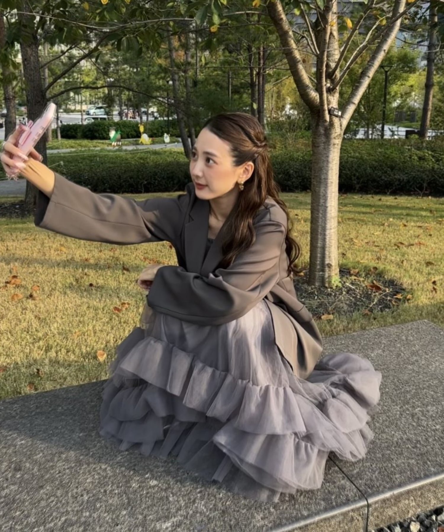 【その他のブランド/Other】の【2点セット】結婚式・二次会 セットアップドレス オケージョン チュール インテリア・キッズ・メンズ・レディースファッション・服の通販 founy(ファニー) ファッション Fashion レディースファッション Fashion for Women ワンピース Dresses フォーマル・パーティードレス・結婚式用ドレス Elegant & Casual Dresses オケージョン Occasion Wear ジャケット Jacket, Outerwear セットアップ Set-Up, Coordinated Outfit とろみ Fluid, Flowy Fabric ダブル Double, Double-Breasted チュール Tulip, Tulip Motif ドレス Dress, One-Piece バランス Balance, Style Balance フリル Frill, Ruffle フロント Front, Front Design リラックス Relax, Relaxed Fit おすすめ Recommended / Our Picks エレガント 上品 Elegant セレモニー Ceremony 結婚式 Wedding 二次会 After Party チャコール|ID: prp329100004879370 ipo3291000000036408995