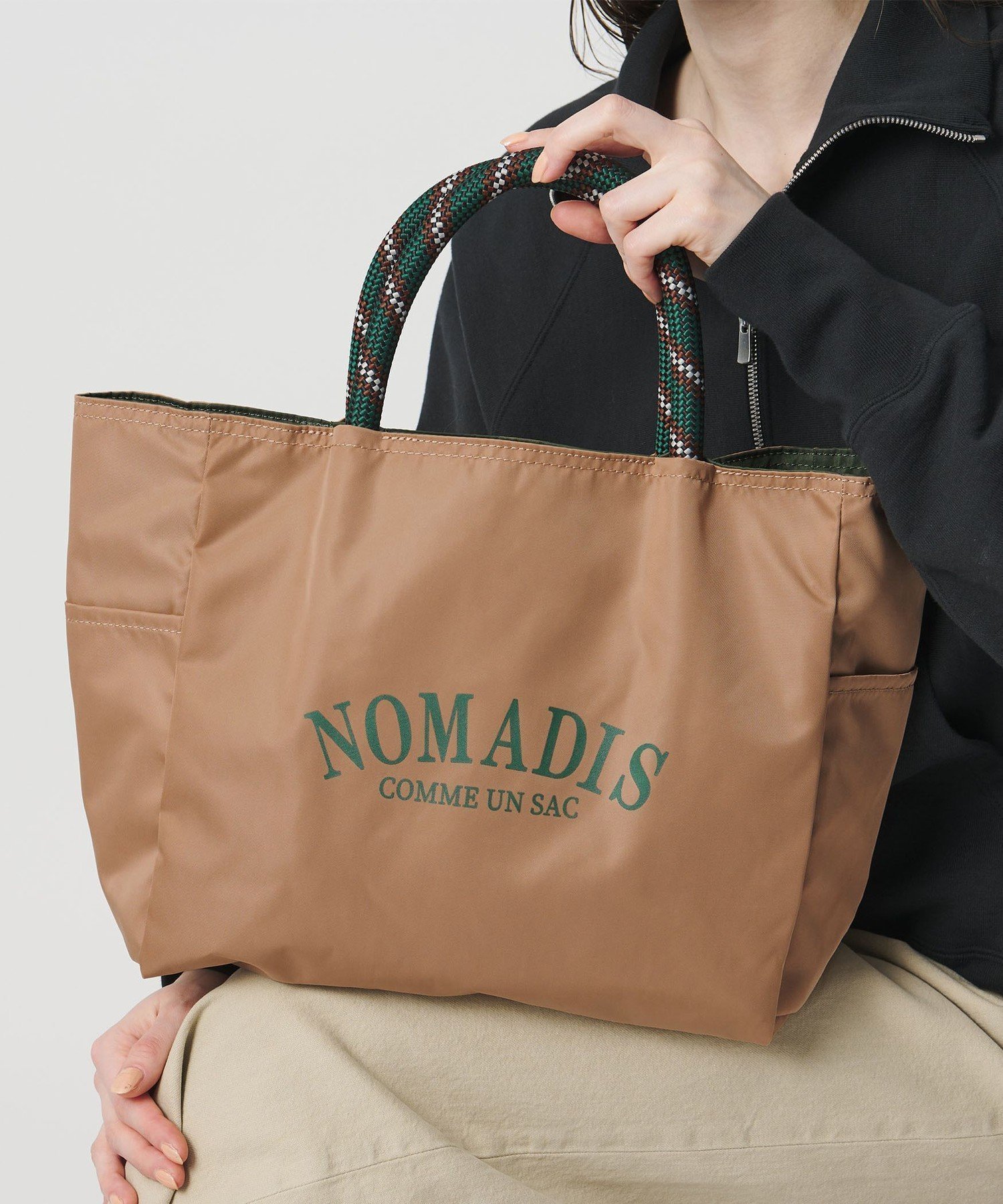 【ユナイテッドアローズ/UNITED ARROWS】のNOMADIS SAC2 W/16 トートバッグ 26SS インテリア・キッズ・メンズ・レディースファッション・服の通販 founy(ファニー) ファッション Fashion レディースファッション Fashion for Women バッグ Bags 2026年 2026 アウトドア Outdoor Clothing ポケット Pocket, Pocket Detail リバーシブル Reversible, Two-Sided 人気 Popular, Best Seller 別注 Limited Edition, Custom Order 旅行 Travel BEIGE|ID: prp329100004879402 ipo3291000000036409134