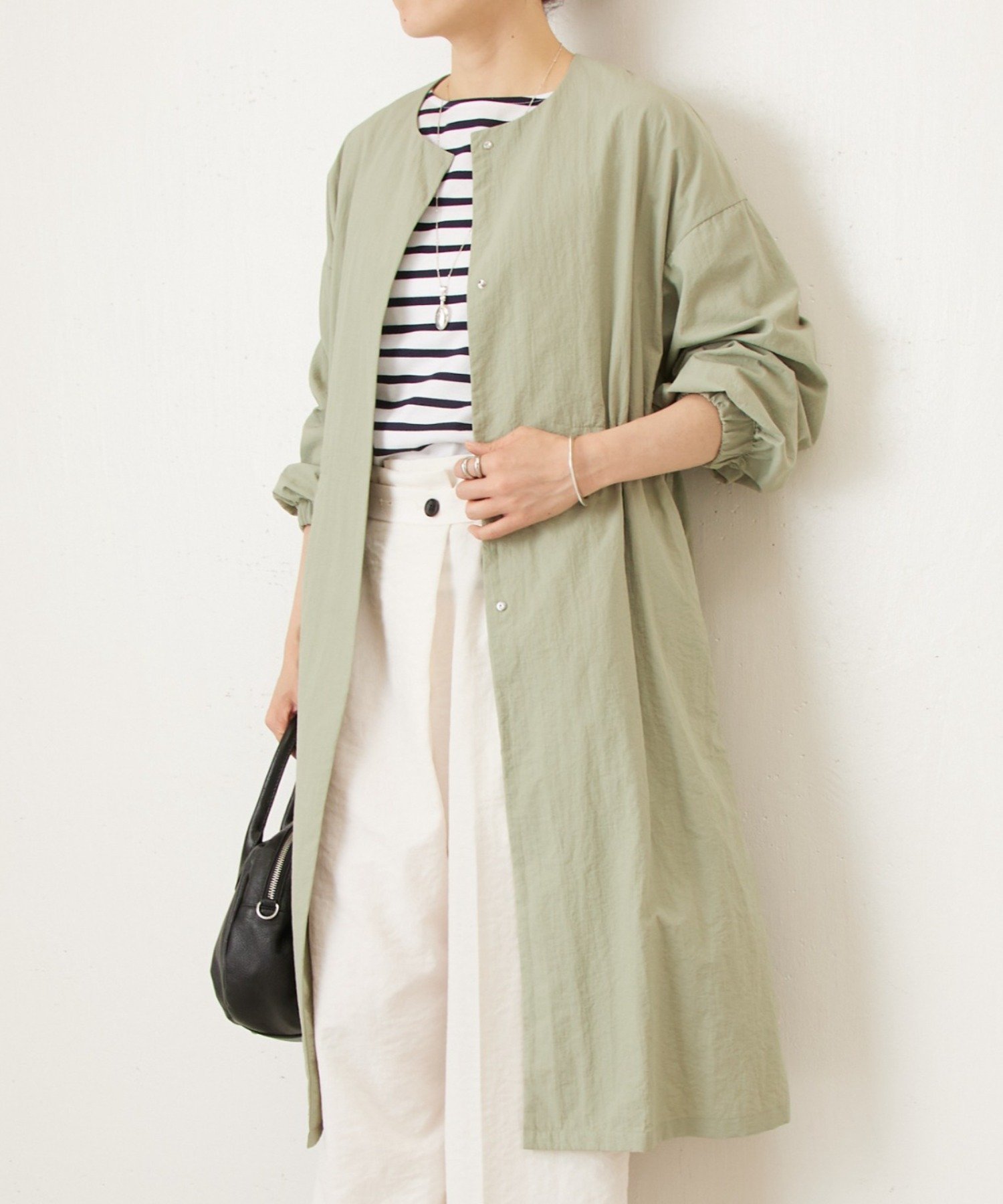 【ビアズリー/BEARDSLEY】のバルーン袖フレアーコート インテリア・キッズ・メンズ・レディースファッション・服の通販 founy(ファニー) 　ファッション　Fashion　レディースファッション　Fashion for Women　アウター　Coat / Outerwear Collection　コート・ロングコート・ピーコート　Long Coats, Peacoats & More　春　Spring　秋　Autumn　コンパクト　Compact, Small Size　軽量　Lightweight, Ultra Light　スニーカー　Sneakers, Trainers　スリーブ　Sleeve, Long Sleeve / Short Sleeve　バルーン　Balloon, Balloon Silhouette　ボトム　Bottoms, Lower Wear　ワイド　Wide, Wide Fit　再入荷　Restock / Back in Stock　おすすめ　Recommended / Our Picks　ビジネス 仕事 通勤　Business / Work / Commuting　カーキ|ID: prp329100004880370 ipo3291000000036424683