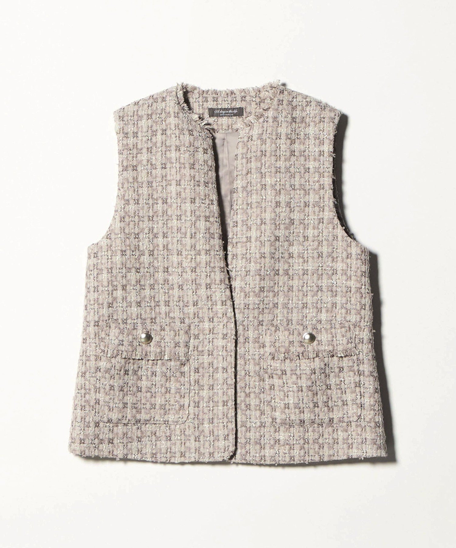 【ユナイテッドアローズ/UNITED ARROWS】のミックスツイード キーネックベスト A DAY IN THE LIFE インテリア・キッズ・メンズ・レディースファッション・服の通販 founy(ファニー) 　ファッション　Fashion　レディースファッション　Fashion for Women　アウター　Coat / Outerwear Collection　トップス・カットソー　Cut & Sew Tops　ベスト&ジレ / 重ね着スタイル　Vests & Gilets　タートル　Turtleneck, Turtle Collar　ツイード　Twill, Twill Weave　デニム　Denim, Jeans Material　トレンド　Trend, Trending Now　バランス　Balance, Style Balance　パール　Pearl, Pearl Accent　フリンジ　Fringe, Tassel　フロント　Front, Front Design　プリーツ　Pleats, Pleated　ポケット　Pocket, Pocket Detail　ミックス　Mix, Mixed Style　アウトレット　Outlet / Clearance　エレガント 上品　Elegant　セレモニー　Ceremony　ビジネス 仕事 通勤　Business / Work / Commuting　BEIGE|ID: prp329100004880384 ipo3291000000036424881