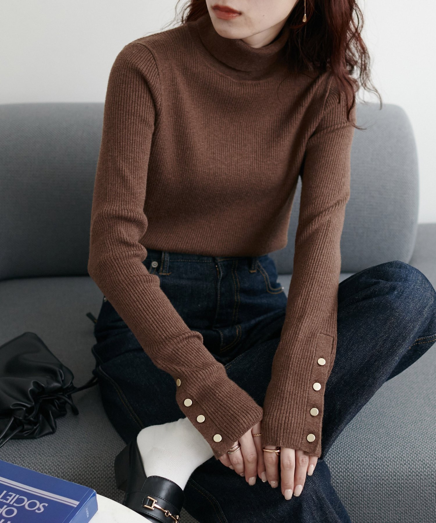 【ディスコート/Discoat】の【13色展開/多色買い◎/万能インナー】リブ袖口ボタンタートル《WEB限定》 インテリア・キッズ・メンズ・レディースファッション・服の通販 founy(ファニー) 　ファッション　Fashion　レディースファッション　Fashion for Women　トップス・カットソー　Cut & Sew Tops　インナー　Innerwear　スラックス　Slacks, Dress Pants　スリット　Slit, Slit Detail　タートル　Turtleneck, Turtle Collar　タートルネック　Turtleneck, High Neck　デニム　Denim, Jeans Material　フィット　Fit, Slim Fit　ベーシック　Basic, Essential　ボーダー　Border, Stripe　おすすめ　Recommended / Our Picks　ブラウン|ID: prp329100004880476 ipo3291000000036426028