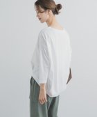 【アーバンリサーチ ドアーズ/URBAN RESEARCH DOORS】のコットンバックタック7分袖プルオーバー 人気、トレンドファッション・服の通販 founy(ファニー) ファッション Fashion レディースファッション Fashion for Women トップス・カットソー Cut & Sew Tops カジュアルプルオーバー・ニットトップス Pullovers & Knit Tops / Casual Pullovers バッグ Bags カットソー Cut and Sewn Top ギャザー Gathered, Ruffled ダウン Down, Puffer 人気 Popular, Best Seller バランス Balance, Style Balance フロント Front, Front Design ワイド Wide, Wide Fit S/S・春夏 SS, Spring/Summer, Warm Season 夏 Summer エレガント 上品 Elegant 2026年 2026 thumbnail オフホワイト|ID: prp329100004880499 ipo3291000000036426329