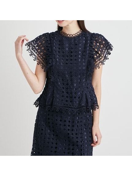 【セルフォード/CELFORD】の【セットアップ対応】ジオメトリックパターンレースブラウス インテリア・キッズ・メンズ・レディースファッション・服の通販 founy(ファニー) 　ファッション　Fashion　レディースファッション　Fashion for Women　トップス・カットソー　Cut & Sew Tops　シャツ・ブラウス・オフィスカジュアル　Elegant Blouses & Button-Ups　おすすめ　Recommended / Our Picks　ウェーブ　Wavy Pattern　ストレート　Straight, Straight Cut　スマート　Smart, Elegant　セットアップ　Set-Up, Coordinated Outfit　デニム　Denim, Jeans Material　フリル　Frill, Ruffle　フレア　Flare, Flared　ペプラム　Peplum, Flared Hem　ミックス　Mix, Mixed Style　レース　Lace, Lace Fabric　DNVY[090]|ID: prp329100004880502 ipo3291000000036426394