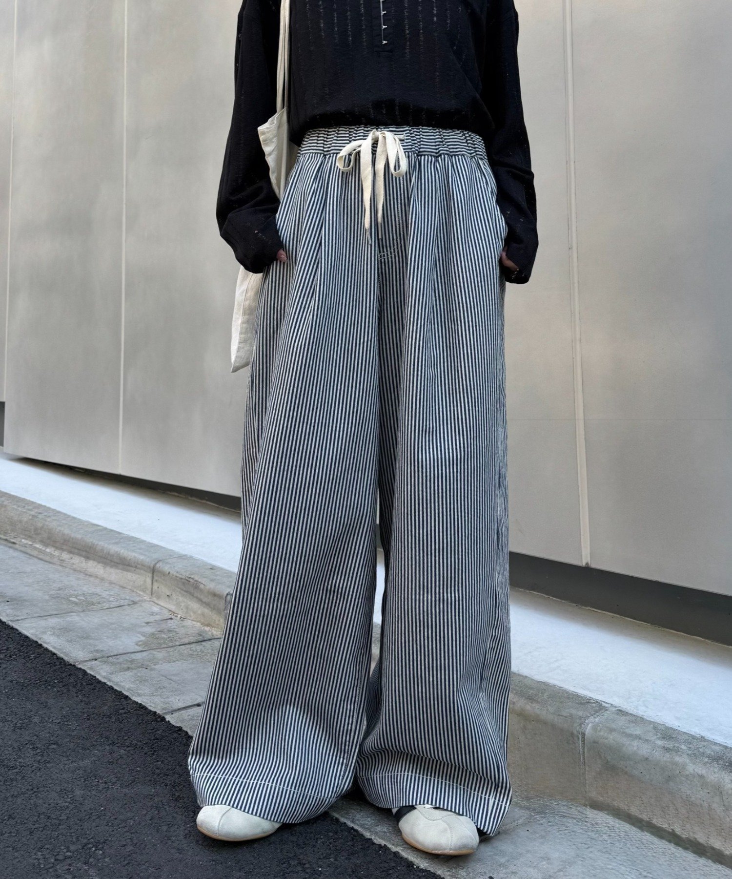 【チャオパニックティピー/CIAOPANIC TYPY】の【9色5サイズ展開/低身長・高身長対応】スタイルアップ柔らかワイドイージーパンツ インテリア・キッズ・メンズ・レディースファッション・服の通販 founy(ファニー) 　ファッション　Fashion　レディースファッション　Fashion for Women　パンツ　Pants & Trousers　シアー　Sheer, See-Through　タンク　Tank Top, Sleeveless Top　楽ちん　Easy Fit, Comfortable　ワイド　Wide, Wide Fit　おすすめ　Recommended / Our Picks　ネイビー|ID: prp329100004880555 ipo3291000000036427076