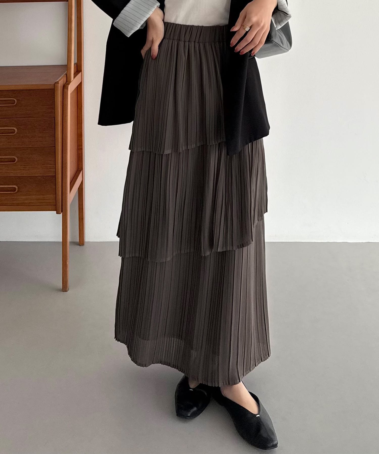 【ジュノア/JUNOAH】のcallautia プリーツティアードスカート インテリア・キッズ・メンズ・レディースファッション・服の通販 founy(ファニー) ファッション Fashion レディースファッション Fashion for Women スカート Skirts ティアードスカート Tiered Skirts チャコールブラウン|ID: prp329100004880588 ipo3291000000036427421