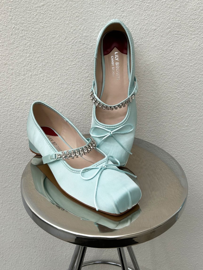 【リリーブラウン/Lily Brown】のL.B CANDY STOCK スクエアバレエシューズ インテリア・キッズ・メンズ・レディースファッション・服の通販 founy(ファニー) 　雑誌掲載アイテム　Magazine Picks & Fashion Features　ファッション雑誌　Fashion Magazines　スウィート　Sweet　ヴィヴィ　ViVi　ファッション　Fashion　レディースファッション　Fashion for Women　4月号　April Issue　インソール　Shoe Insole　サテン　Satin, Glossy Fabric　シアー　Sheer, See-Through　シューズ　Shoes, Footwear　シルバー　Silver, Metallic Silver　ストーン　Stone, Gem-Like　スマート　Smart, Elegant　チュール　Tulip, Tulip Motif　バレエ　Ballet, Ballet Style　ビジュー　Bijou, Jewel-like Accent　フラット　Flat, Flat Shoes　モチーフ　Motif, Design Theme　エレガント 上品　Elegant　雑誌　Magazine, Fashion Magazine　MNT[021]|ID: prp329100004880646 ipo3291000000036427935