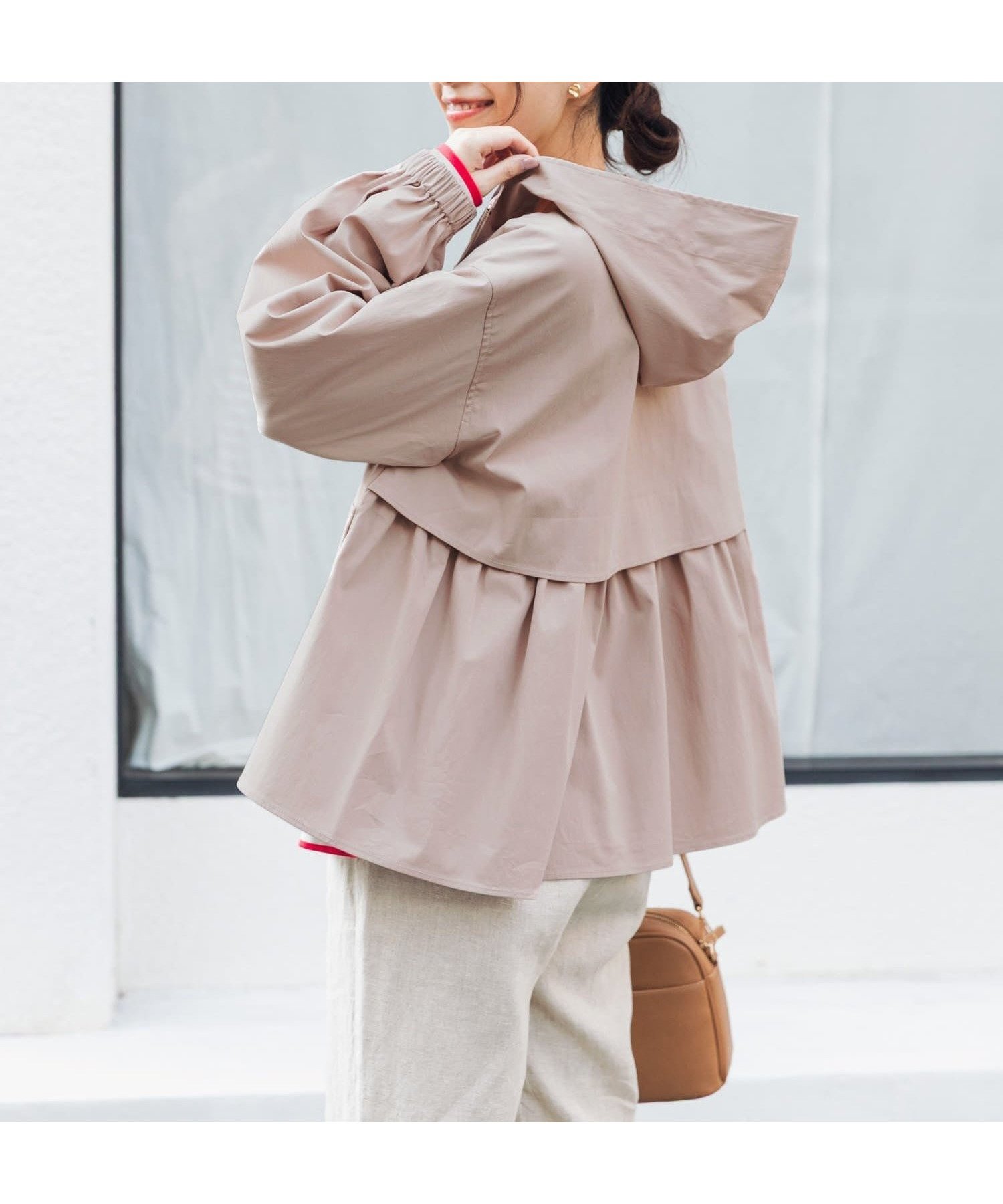 【アーバンリサーチ ドアーズ/URBAN RESEARCH DOORS】の撥水バックギャザーフードジャケット インテリア・キッズ・メンズ・レディースファッション・服の通販 founy(ファニー) 　ファッション　Fashion　レディースファッション　Fashion for Women　アウター　Coat / Outerwear Collection　レディースジャケット・軽アウター　Jackets　2026年　2026　ギャザー　Gathered, Ruffled　バランス　Balance, Style Balance　ブルゾン　Blouson, Bomber Jacket　夏　Summer　S/S・春夏　SS, Spring/Summer, Warm Season　ベージュ系その他|ID: prp329100004882083 ipo3291000000036440421