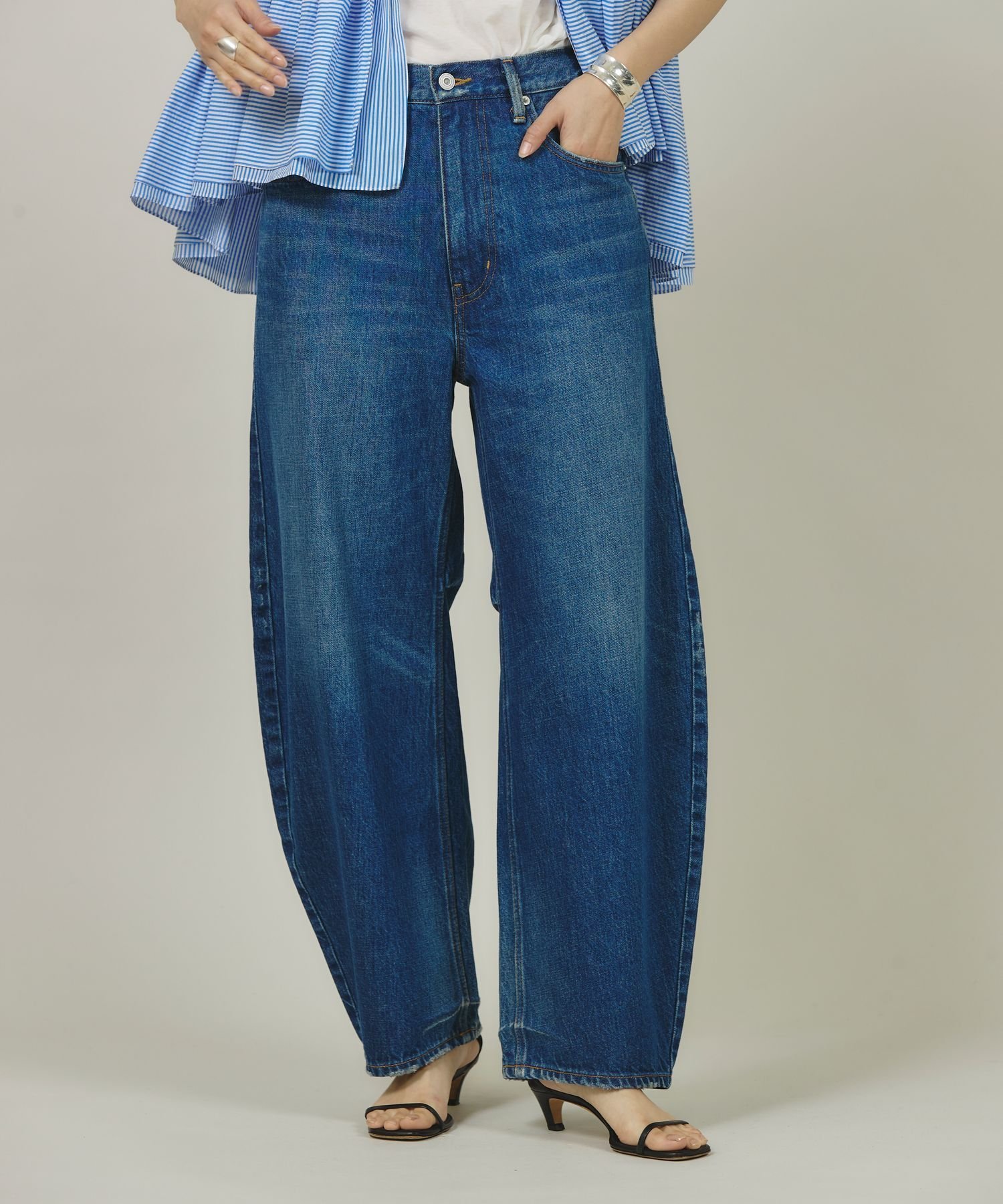 【カレンソロジー/Curensology】のRC カーヴィーデニムパンツ 人気、トレンドファッション・服の通販 founy(ファニー) 　ファッション　Fashion　レディースファッション　Fashion for Women　パンツ　Pants & Trousers　デニムパンツ・ジーンズ・美脚デニム　Denim Jeans & Pants　エレガント 上品　Elegant　キャラクター　Character, Licensed Characters　ダウン　Down, Puffer　ダメージ　Distressed, Destroyed　デニム　Denim, Jeans Material　ポケット　Pocket, Pocket Detail　ミリタリー　Military, Army Style　ワイド　Wide, Wide Fit　ワーク　Workwear, Utility Style　 other-1|ID: prp329100004882426 ipo3291000000036443545