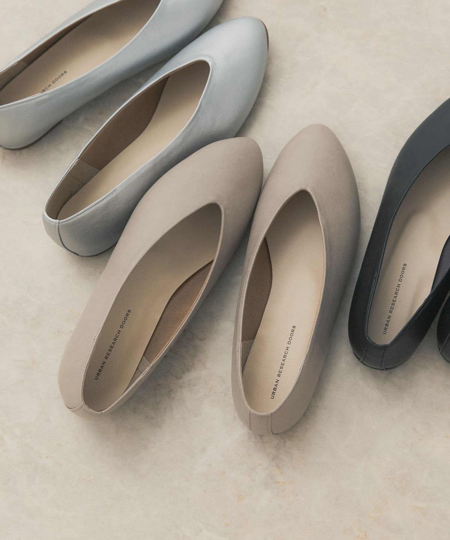 【アーバンリサーチ ドアーズ/URBAN RESEARCH DOORS】のVカットパンプス インテリア・キッズ・メンズ・レディースファッション・服の通販 founy(ファニー) 　ファッション　Fashion　レディースファッション　Fashion for Women　2026年　2026　シューズ　Shoes, Footwear　ストッキング　Stockings, Sheer Tights　セレモニー　Ceremony　バレエ　Ballet, Ballet Style　ベーシック　Basic, Essential　夏　Summer　S/S・春夏　SS, Spring/Summer, Warm Season　ビジネス 仕事 通勤　Business / Work / Commuting　グレー系その他|ID: prp329100004883249 ipo3291000000036451815