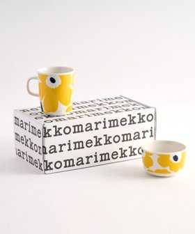 【マリメッコ/marimekko】の【オンライン限定】Unikko マグカップ ボウルセット 人気、トレンドファッション・服の通販 founy(ファニー) ファッション Fashion レディースファッション Fashion for Women おすすめ Recommended / Our Picks イエロー Yellow ギフト プレゼント Gift / Present シンプル Simple, Minimal フォルム Silhouette, Form プリント Print, Printed Pattern ボックス Boxy, Box Shape モチーフ Motif, Design Theme |ID:prp329100004883275