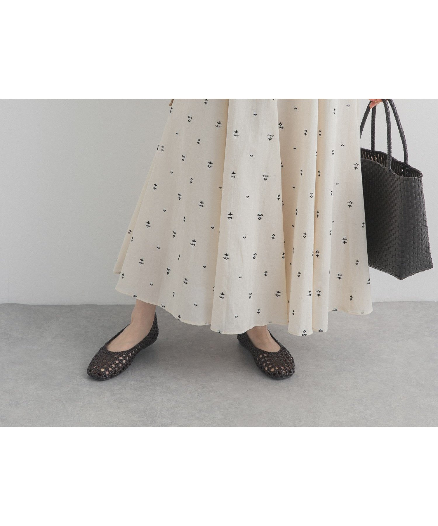 【アーバンリサーチ ドアーズ/URBAN RESEARCH DOORS】の小柄ダマスクプリントフレアスカート インテリア・キッズ・メンズ・レディースファッション・服の通販 founy(ファニー) ファッション Fashion レディースファッション Fashion for Women スカート Skirts Aライン・フレアスカート A-Line & Flared Skirts シンプル Simple, Minimal フィット Fit, Slim Fit フレア Flare, Flared プリント Print, Printed Pattern S/S・春夏 SS, Spring/Summer, Warm Season 夏 Summer 2026年 2026 オフホワイト|ID: prp329100004883830 ipo3291000000036456468