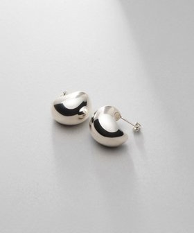 【ココシュニック オンキッチュ/COCOSHNIK ONKITSCH】のシルバー ホロウフープピアス ペアシェイプM 人気、トレンドファッション・服の通販 founy(ファニー) ファッション Fashion レディースファッション Fashion for Women シェイプ Shape, Slim Fit シルバー Silver, Metallic Silver シンプル Simple, Minimal トレンド Trend, Trending Now フープ Hoop, Hoop Earrings ラウンド Round, Round Neck 人気 Popular, Best Seller |ID:prp329100004883902