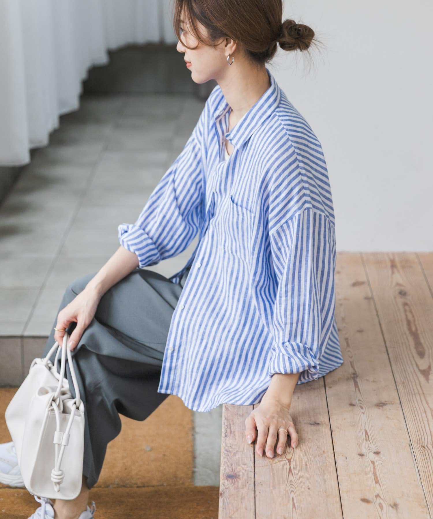 【アーバンリサーチ ドアーズ/URBAN RESEARCH DOORS】のリネンオーバーシャツ インテリア・キッズ・メンズ・レディースファッション・服の通販 founy(ファニー) 　ファッション　Fashion　レディースファッション　Fashion for Women　トップス・カットソー　Cut & Sew Tops　シャツ・ブラウス・オフィスカジュアル　Elegant Blouses & Button-Ups　2026年　2026　シンプル　Simple, Minimal　ストライプ　Stripe, Striped Pattern　リネン　Linen, Linen Fabric　リラックス　Relax, Relaxed Fit　レギュラー　Regular, Standard Fit　ロング　Long, Long-Length　夏　Summer　S/S・春夏　SS, Spring/Summer, Warm Season　無地　Plain, Solid Color　ストライプ|ID: prp329100004885812 ipo3291000000036474331