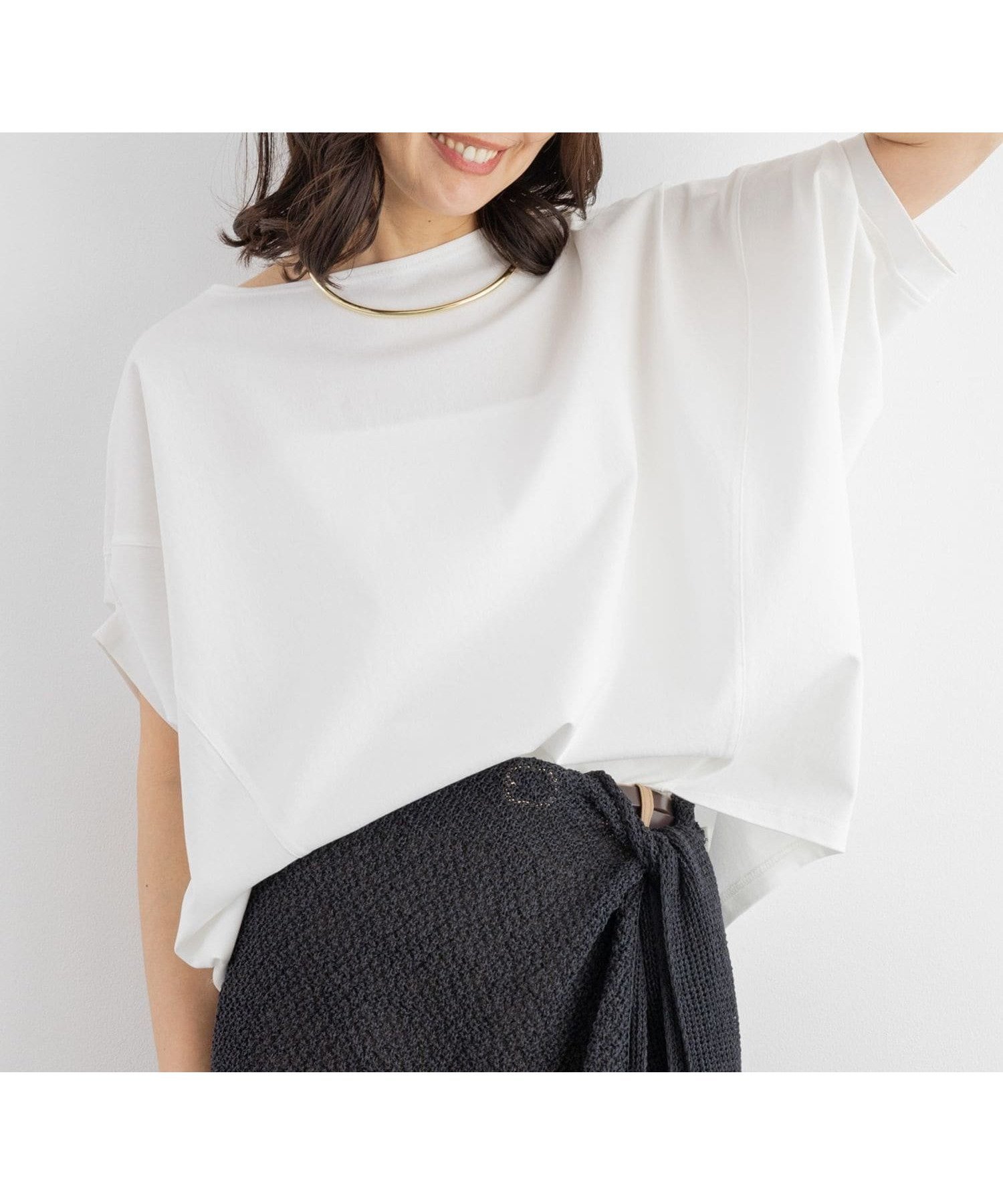 【バンヤードストーム/BARNYARDSTORM】の【『BABALOG』ご紹介アイテム】トリコットターンバックTシャツ インテリア・キッズ・メンズ・レディースファッション・服の通販 founy(ファニー) 　ファッション　Fashion　レディースファッション　Fashion for Women　トップス・カットソー　Cut & Sew Tops　シャツ・ブラウス・オフィスカジュアル　Elegant Blouses & Button-Ups　ロングTシャツ・Tシャツ　Longline T-Shirts & Tees　バッグ　Bags　カットソー　Cut and Sewn Top　スリーブ　Sleeve, Long Sleeve / Short Sleeve　ダウン　Down, Puffer　デニム　Denim, Jeans Material　ネックレス　Necklace, Pendant Necklace　パターン　Pattern, Design Print　ワイド　Wide, Wide Fit　ビジネス 仕事 通勤　Business / Work / Commuting　ホワイト|ID: prp329100004885836 ipo3291000000036474584