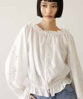 【ローリーズファーム/LOWRYS FARM】のカットワークレースブラウス 人気、トレンドファッション・服の通販 founy(ファニー) ファッション Fashion レディースファッション Fashion for Women トップス・カットソー Cut & Sew Tops シャツ・ブラウス・オフィスカジュアル Elegant Blouses & Button-Ups おすすめ Recommended / Our Picks ダウン Down, Puffer デニム Denim, Jeans Material フリル Frill, Ruffle ブロード Broadcloth, Fine Cotton レース Lace, Lace Fabric ワーク Workwear, Utility Style |ID:prp329100004885846