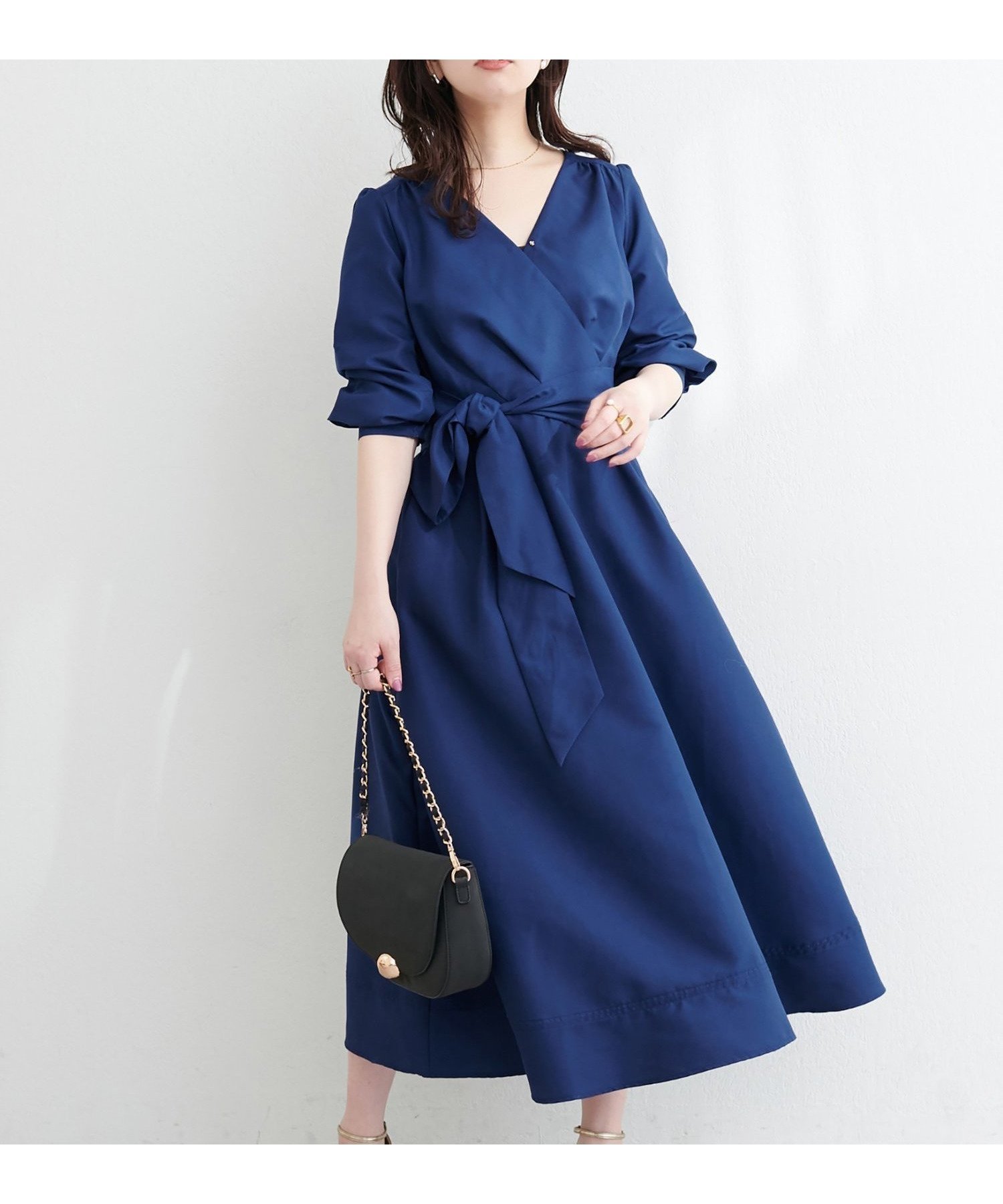 【ナチュラルクチュール/natural couture】のリボン付きカシュクールワンピース インテリア・キッズ・メンズ・レディースファッション・服の通販 founy(ファニー) 　ファッション　Fashion　レディースファッション　Fashion for Women　ワンピース　Dresses　インナー　Innerwear　春　Spring　カーディガン　Cardigan, Knitwear　ギャザー　Gathered, Ruffled　サンダル　Sandals, Summer Shoes　シューズ　Shoes, Footwear　ショート　Short, Short Length　ジャケット　Jacket, Outerwear　センター　Center, Center Line　デコルテ　Décolleté, Neckline　トレンド　Trend, Trending Now　バランス　Balance, Style Balance　ビスチェ　Bustier, Corset Top　フラット　Flat, Flat Shoes　フレア　Flare, Flared　ベスト　Vest, Waistcoat　ペチコート　Petticoat, Underskirt　ポケット　Pocket, Pocket Detail　リゾート　Resort, Vacation Style　リボン　Ribbon, Bow　再入荷　Restock / Back in Stock　おすすめ　Recommended / Our Picks　夏　Summer　エレガント 上品　Elegant　2026年　2026　ネイビー|ID: prp329100004885923 ipo3291000000036476020