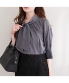 【ナチュラルクチュール/natural couture】の袖口パールノット結び6分袖ブラウス 人気、トレンドファッション・服の通販 founy(ファニー) ファッション Fashion レディースファッション Fashion for Women トップス・カットソー Cut & Sew Tops シャツ・ブラウス・オフィスカジュアル Elegant Blouses & Button-Ups スリーブ Sleeve, Long Sleeve / Short Sleeve バルーン Balloon, Balloon Silhouette パール Pearl, Pearl Accent ロング Long, Long-Length 再入荷 Restock / Back in Stock ビジネス 仕事 通勤 Business / Work / Commuting 2026年 2026 thumbnail チャコールグレー|ID: prp329100004888086 ipo3291000000036502953