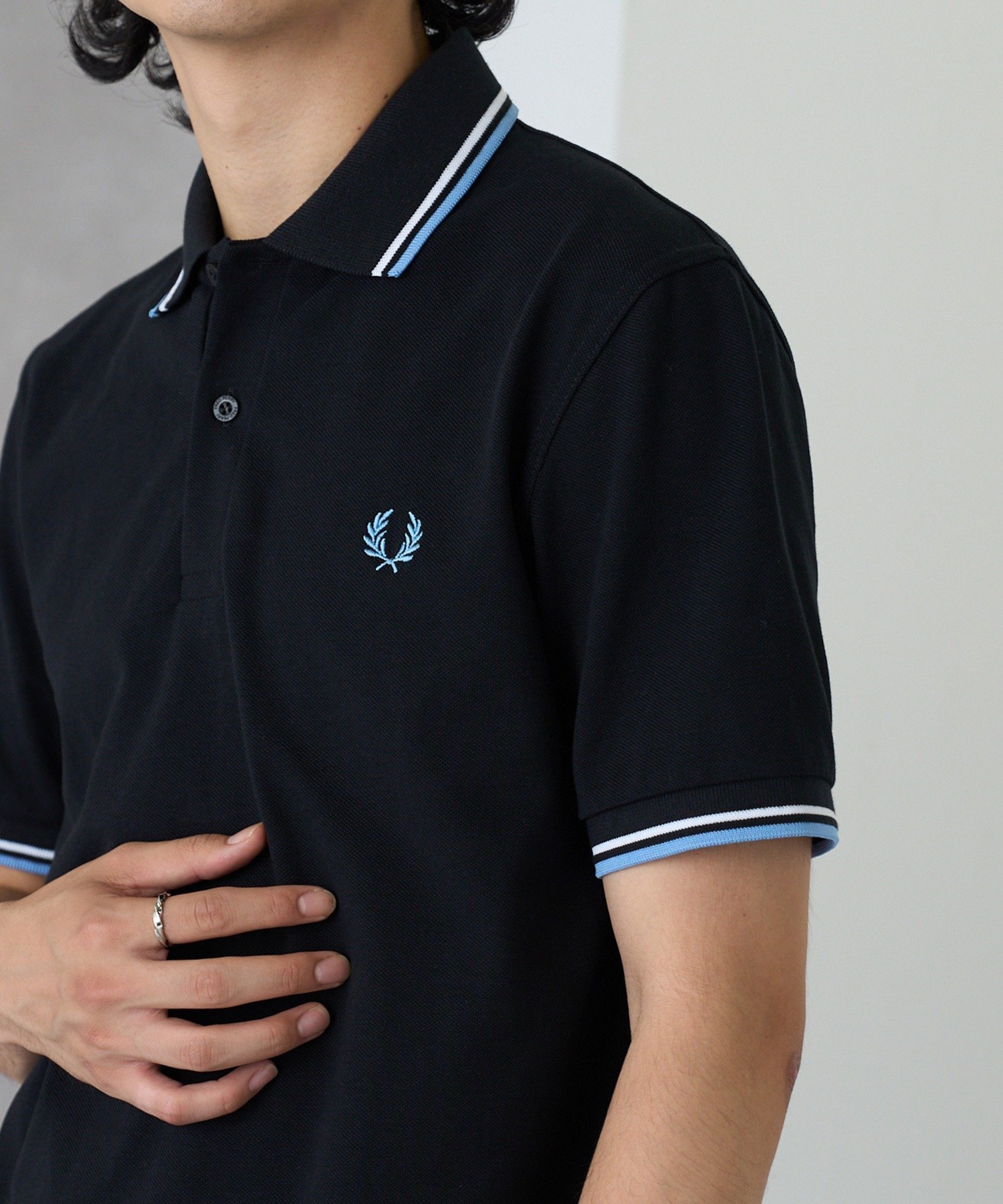 【カセットチャート/Cassette Chart】のFRED PERRY/TWIN TIPPED FRED PERRY SHIRT M12 フレッドペリー ポロシャツ インテリア・キッズ・メンズ・レディースファッション・服の通販 founy(ファニー) ファッション Fashion レディースファッション Fashion for Women トップス・カットソー Cut & Sew Tops シャツ・ブラウス・オフィスカジュアル Elegant Blouses & Button-Ups ポロシャツ・きれいめカジュアル Smart-Casual Polo Tops アクセサリー Fashion Accessories カーゴパンツ Cargo Pants, Utility Pants サングラス Sunglasses, Shades サンダル Sandals, Summer Shoes シンプル Simple, Minimal スニーカー Sneakers, Trainers スラックス Slacks, Dress Pants セットアップ Set-Up, Coordinated Outfit トレンド Trend, Trending Now 定番 Standard, Basic Item 人気 Popular, Best Seller ハーフ Half, Half-Length プリーツ Pleats, Pleated ポロシャツ Polo Shirt, Collared Tee モッズコート Mods Coat, Military Parka 再入荷 Restock / Back in Stock ビジネス 仕事 通勤 Business / Work / Commuting BLK4|ID: prp329100004888143 ipo3291000000036503642