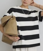 【サロン アダム エ ロペ/SALON adam et rope'】の【WEB限定】ポンチボーダークルーネックTシャツ 人気、トレンドファッション・服の通販 founy(ファニー) ファッション Fashion レディースファッション Fashion for Women トップス・カットソー Cut & Sew Tops シャツ・ブラウス・オフィスカジュアル Elegant Blouses & Button-Ups ロングTシャツ・Tシャツ Longline T-Shirts & Tees アクセサリー Fashion Accessories カットソー Cut and Sewn Top クロップド Cropped, Short Length コンパクト Compact, Small Size サンダル Sandals, Summer Shoes スラックス Slacks, Dress Pants スリーブ Sleeve, Long Sleeve / Short Sleeve デニム Denim, Jeans Material 人気 Popular, Best Seller バランス Balance, Style Balance フレア Flare, Flared フレンチ French, French Style ボトム Bottoms, Lower Wear ボーダー Border, Stripe おすすめ Recommended / Our Picks thumbnail ブラック系(02)|ID: prp329100004888161 ipo3291000000036503831