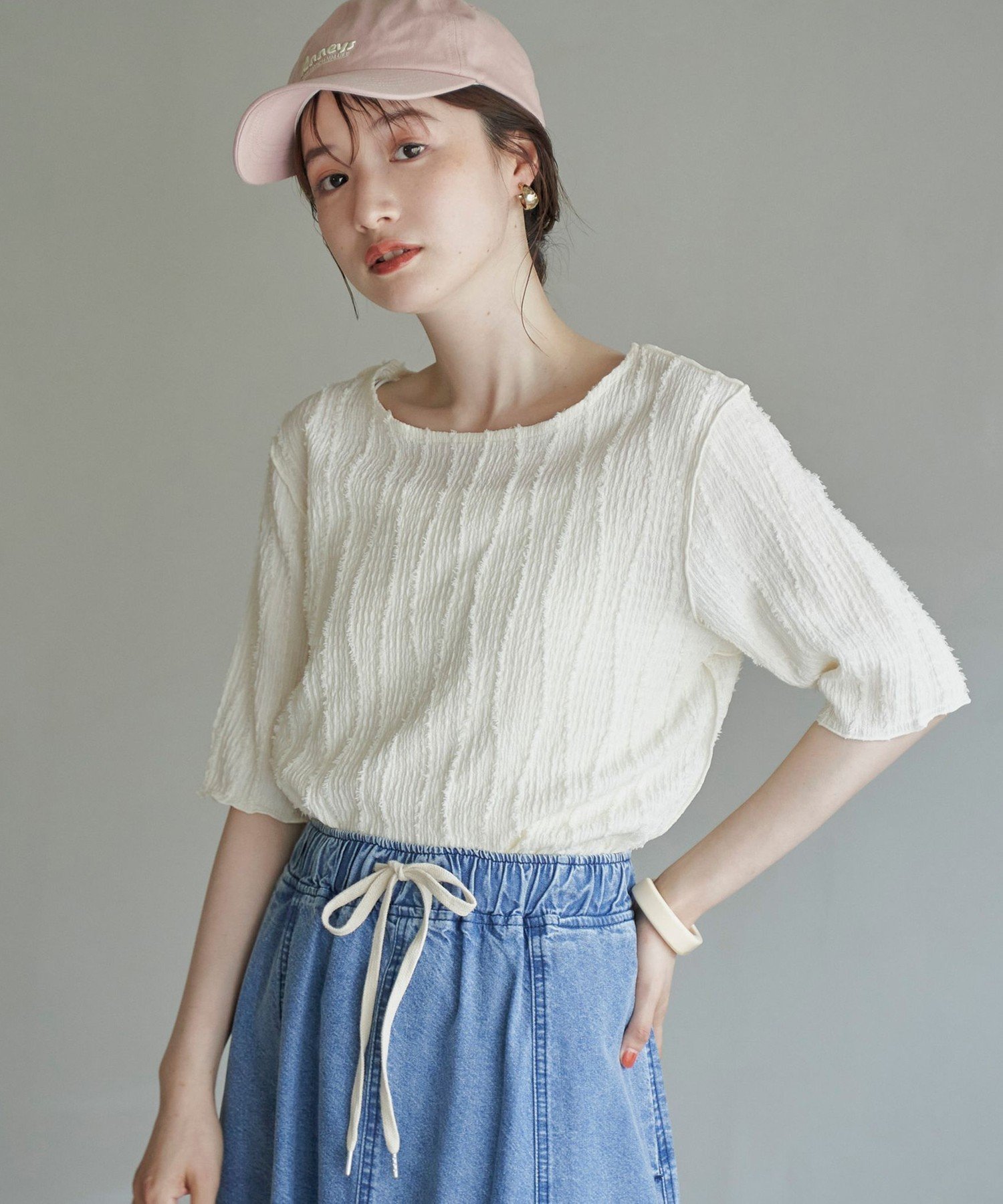 【コーエン/COEN】のナミナミジャガードメロー五分袖Tシャツ インテリア・キッズ・メンズ・レディースファッション・服の通販 founy(ファニー) ファッション Fashion レディースファッション Fashion for Women トップス・カットソー Cut & Sew Tops シャツ・ブラウス・オフィスカジュアル Elegant Blouses & Button-Ups ロングTシャツ・Tシャツ Longline T-Shirts & Tees インナー Innerwear カットジャガード Cut Jacquard カットソー Cut and Sewn Top フェミニン Feminine, Girly おすすめ Recommended / Our Picks OFF WHITE|ID: prp329100004888218 ipo3291000000036504265