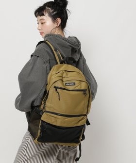 【ニコアンド/niko and】のオリジナル撥水メニーポケットデイパック 人気、トレンドファッション・服の通販 founy(ファニー) ファッション Fashion レディースファッション Fashion for Women アウトドア Outdoor Clothing クッション Cushion, Throw Pillow ショルダー Shoulder, Shoulder Strap シンプル Simple, Minimal スポーツ Sports, Activewear チャーム Charm, Pendant デイパック Daypack, Casual Backpack フィット Fit, Slim Fit ポケット Pocket, Pocket Detail リュック Backpack, Rucksack おすすめ Recommended / Our Picks 旅行 Travel ビジネス 仕事 通勤 Business / Work / Commuting |ID:prp329100004888315