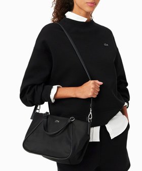【ラコステ/LACOSTE】のデイ イン L トップハンドルバッグ 人気、トレンドファッション・服の通販 founy(ファニー) ファッション Fashion レディースファッション Fashion for Women バッグ Bags エレガント 上品 Elegant ショルダー Shoulder, Shoulder Strap ビジネス 仕事 通勤 Business / Work / Commuting フィット Fit, Slim Fit フロント Front, Front Design ポケット Pocket, Pocket Detail ラップ Wrap, Wrap Design |ID:prp329100004888340