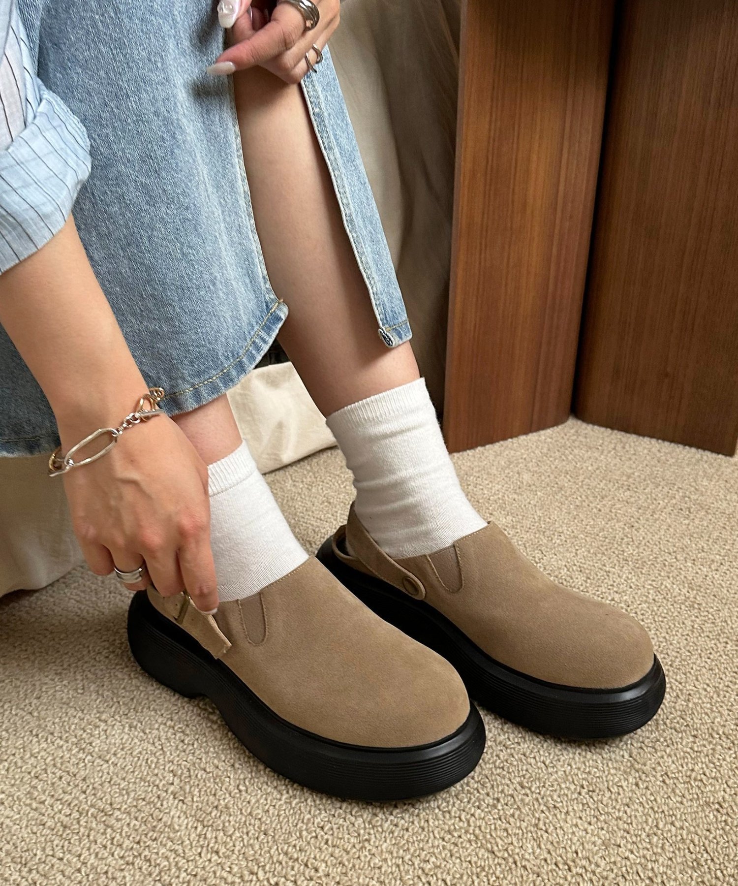 【ディスコート/Discoat】の【S~XLサイズ】クロッグサボシューズ インテリア・キッズ・メンズ・レディースファッション・服の通販 founy(ファニー) 　ファッション　Fashion　レディースファッション　Fashion for Women　秋　Autumn　クッション　Cushion, Throw Pillow　シューズ　Shoes, Footwear　ソックス　Socks, Hosiery　トレンド　Trend, Trending Now　定番　Standard, Basic Item　ロング　Long, Long-Length　おすすめ　Recommended / Our Picks　ベージュその他1|ID: prp329100004888368 ipo3291000000036505328