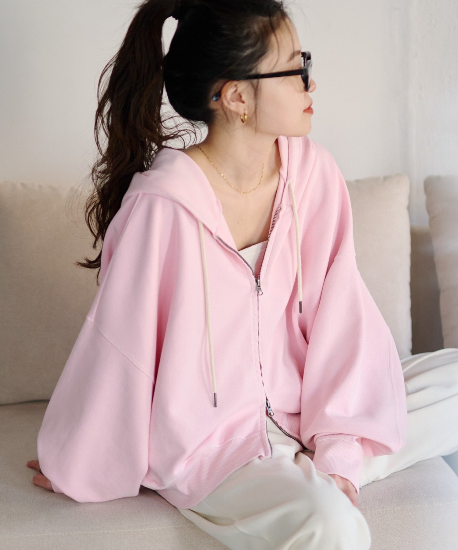 【チャオパニックティピー/CIAOPANIC TYPY】の【ゆるっと抜け感大人フーディー】ピグメントダンボールパーカー インテリア・キッズ・メンズ・レディースファッション・服の通販 founy(ファニー) 　ファッション　Fashion　レディースファッション　Fashion for Women　トップス・カットソー　Cut & Sew Tops　レディースパーカー・カジュアルフーディー　Casual Hoodies & Sweatshirts　シンプル　Simple, Minimal　スウェット / スエット　Sweatshirt, Sweatwear　ストレート　Straight, Straight Cut　トレンド　Trend, Trending Now　バランス　Balance, Style Balance　パーカー　Hoodie, Parka　無地　Plain, Solid Color　ルーズ　Loose, Oversized　ワイド　Wide, Wide Fit　おすすめ　Recommended / Our Picks　ピンク|ID: prp329100004889068 ipo3291000000036521212