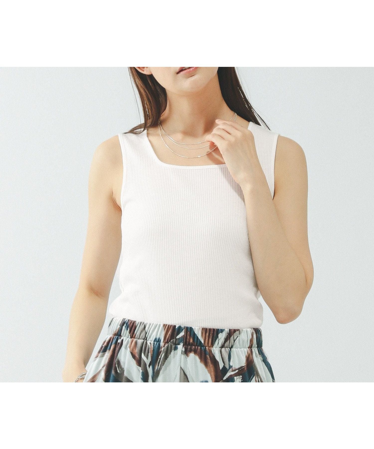 【グローバルワーク/GLOBAL WORK】のサラサラDRYスクエアタンク/636753 インテリア・キッズ・メンズ・レディースファッション・服の通販 founy(ファニー) 　ファッション　Fashion　レディースファッション　Fashion for Women　インナー　Innerwear　スクエア　Square, Square Shape　ストレッチ　Stretch, Stretchy Fabric　タンク　Tank Top, Sleeveless Top　テレコ　Ribbed, Rib Stitch　デコルテ　Décolleté, Neckline　プチプライス・低価格　Affordable / Budget Price　吸水　Absorbent, Quick-Dry　オフ05|ID: prp329100004889082 ipo3291000000036521604