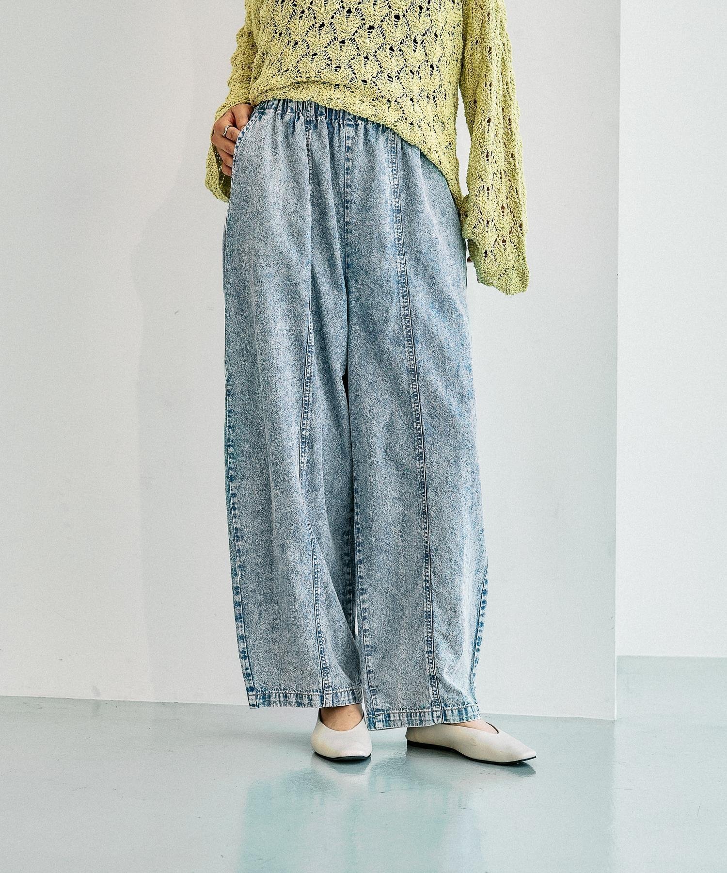 【レプシィム ローリーズファーム/LEPSIM LOWRYS FARM】のイージーコクーンデニムパンツ 人気、トレンドファッション・服の通販 founy(ファニー) ファッション Fashion レディースファッション Fashion for Women パンツ Pants & Trousers デニムパンツ・ジーンズ・美脚デニム Denim Jeans & Pants おすすめ Recommended / Our Picks スニーカー Sneakers, Trainers タンク Tank Top, Sleeveless Top デニム Denim, Jeans Material バランス Balance, Style Balance フロント Front, Front Design プリント Print, Printed Pattern other-1|ID: prp329100004889094 ipo3291000000036521884