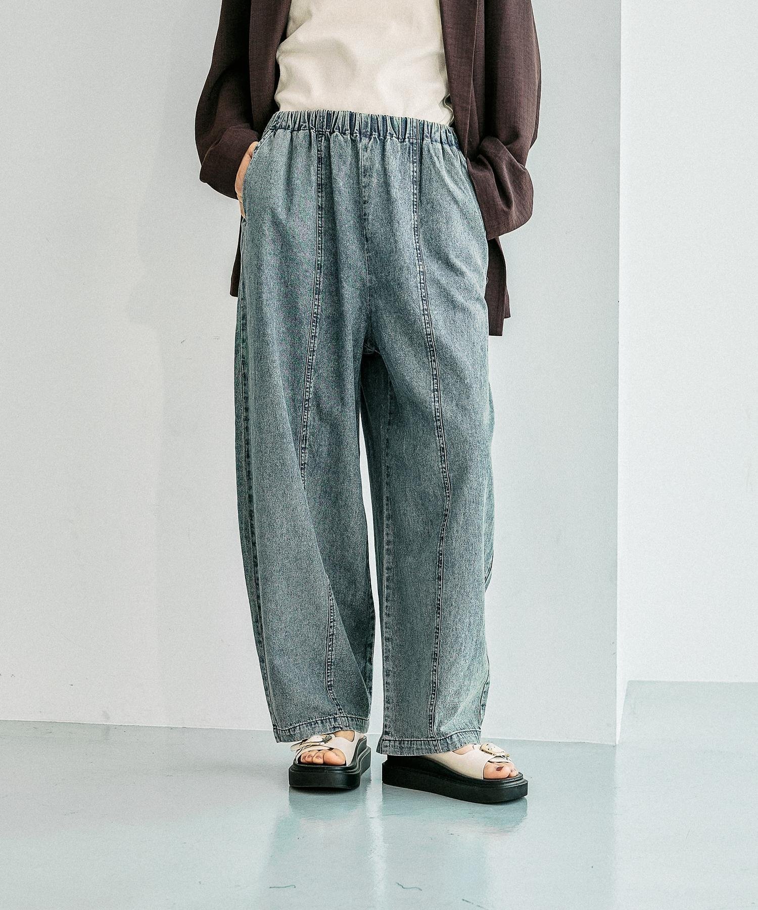 【レプシィム ローリーズファーム/LEPSIM LOWRYS FARM】のイージーコクーンデニムパンツ インテリア・キッズ・メンズ・レディースファッション・服の通販 founy(ファニー) ファッション Fashion レディースファッション Fashion for Women パンツ Pants & Trousers デニムパンツ・ジーンズ・美脚デニム Denim Jeans & Pants おすすめ Recommended / Our Picks スニーカー Sneakers, Trainers タンク Tank Top, Sleeveless Top デニム Denim, Jeans Material バランス Balance, Style Balance フロント Front, Front Design プリント Print, Printed Pattern インディゴオーバーダイ83|ID: prp329100004889094 ipo3291000000036521889