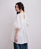 【アダム エ ロペ/ADAM ET ROPE'】の【WEB限定】2WAYバルーンスリーブチュニック 人気、トレンドファッション・服の通販 founy(ファニー) ファッション Fashion レディースファッション Fashion for Women トップス・カットソー Cut & Sew Tops 軽量 Lightweight, Ultra Light サッカー Seersucker, Summer Fabric ストライプ Stripe, Striped Pattern スラックス Slacks, Dress Pants スリム Slim, Slim Fit スリーブ Sleeve, Long Sleeve / Short Sleeve ダウン Down, Puffer チュニック Tunic, Long Top デニム Denim, Jeans Material 定番 Standard, Basic Item 人気 Popular, Best Seller フェミニン Feminine, Girly ブロード Broadcloth, Fine Cotton ペプラム Peplum, Flared Hem ポケット Pocket, Pocket Detail リラックス Relax, Relaxed Fit レース Lace, Lace Fabric ワイド Wide, Wide Fit おすすめ Recommended / Our Picks 2026年 2026 thumbnail ホワイト(10)|ID: prp329100004890093 ipo3291000000036541637