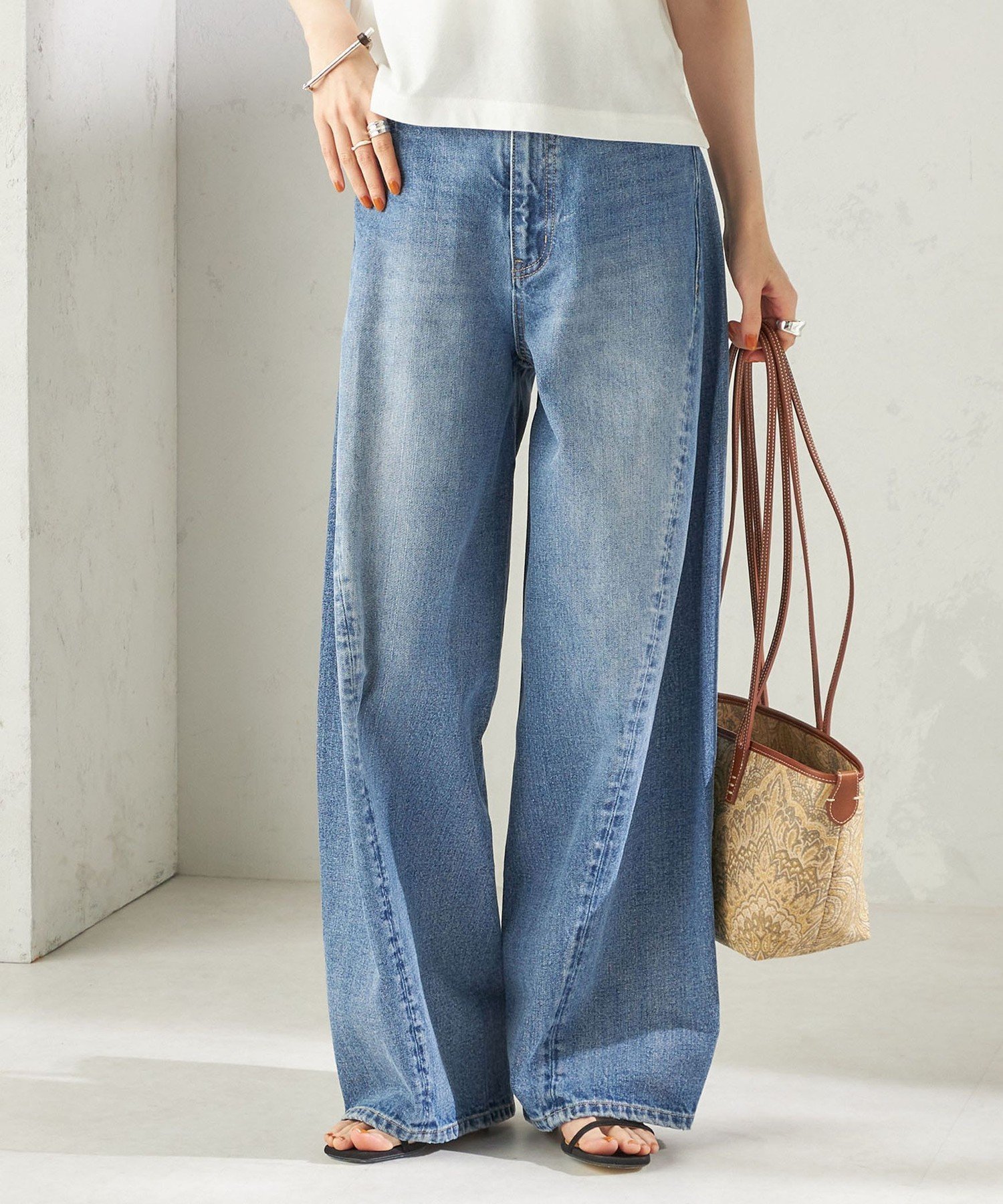 【シップス フォー ウィメン/SHIPS】の【SHIPS別注】BIT BLUE バレル レック デニム パンツ 人気、トレンドファッション・服の通販 founy(ファニー) 　ファッション　Fashion　レディースファッション　Fashion for Women　パンツ　Pants & Trousers　インディゴ　Indigo Denim　コンパクト　Compact, Small Size　ショーツ　Shorts, Short Pants　シンプル　Simple, Minimal　ジーンズ　Jeans, Denim Pants　ツイスト　Tweed, Tweed Fabric　デニム　Denim, Jeans Material　トレンド　Trend, Trending Now　定番　Standard, Basic Item　ポケット　Pocket, Pocket Detail　別注　Limited Edition, Custom Order　リアル　Real, Realistic　おすすめ　Recommended / Our Picks　2026年　2026　 other-1|ID: prp329100004890179 ipo3291000000036542798