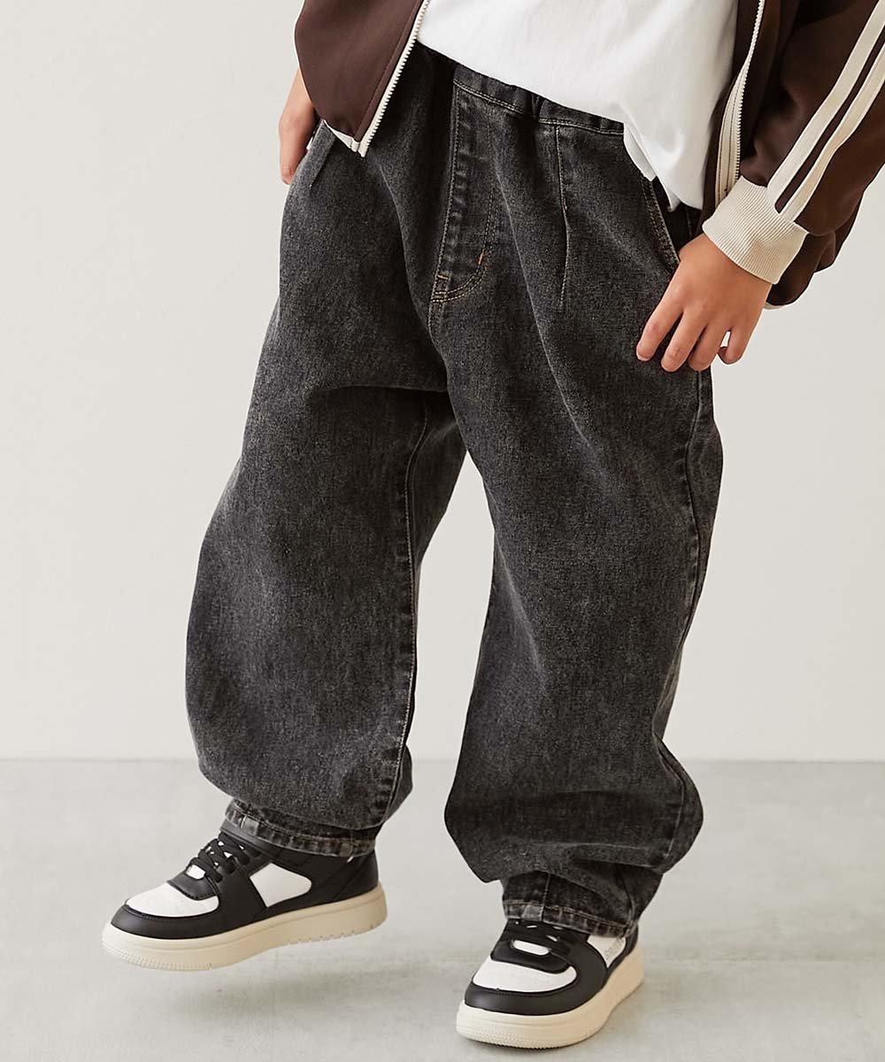 【デビロック/devirock / KIDS】のストレッチデニム ルーズタックパンツ 子供服 キッズ 男の子 女の子 26SS インテリア・キッズ・メンズ・レディースファッション・服の通販 founy(ファニー) ファッション Fashion キッズファッション Fashion for Kids ボトムス Bottoms ストレッチ Stretch, Stretchy Fabric スニーカー Sneakers, Trainers デニム Denim, Jeans Material トレーナー Sweatshirt, Trainer バルーン Balloon, Balloon Silhouette パーカー Hoodie, Parka フィット Fit, Slim Fit おすすめ Recommended / Our Picks 2026年 2026 ブラック|ID: prp329100004892011 ipo3291000000036567158