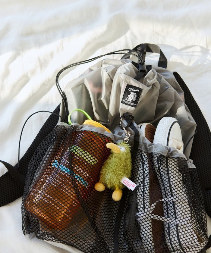 【フリークスストア/FREAK'S STORE】の別注 HUMMING PACK デイパック 人気、トレンドファッション・服の通販 founy(ファニー) 　ファッション　Fashion　メンズファッション　Fashion for Men　クッション　Cushion, Throw Pillow　軽量　Lightweight, Ultra Light　ショルダー　Shoulder, Shoulder Strap　スペシャル　Special, Limited Edition　スポーツ　Sports, Activewear　タオル　Towel, Bath Towel　デイパック　Daypack, Casual Backpack　人気　Popular, Best Seller　フィット　Fit, Slim Fit　フロント　Front, Front Design　ポケット　Pocket, Pocket Detail　別注　Limited Edition, Custom Order　メッシュ　Mesh, Net Fabric　 other-1|ID: prp329100004892452 ipo3291000000036570734