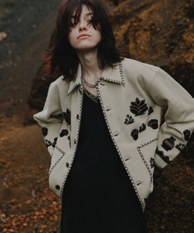 【フリークスストア/FREAK'S STORE】のインド刺繍 ウール メキシカン ジャケット 25AW 人気、トレンドファッション・服の通販 founy(ファニー) ファッション Fashion レディースファッション Fashion for Women アウター Coat / Outerwear Collection レディースジャケット・軽アウター Jackets 2025年 2025 2025-2026秋冬・A/W Autumn/Winter 2025–26 AW25–26 冬 Winter / This Winter おすすめ Recommended / Our Picks インド Indian Textile コレクション Collection, Seasonal Line ジャケット Jacket, Outerwear ハンド Hand, Handmade フェルト Felt, Felt Fabric 再入荷 Restock / Back in Stock A/W・秋冬 Autumn/Winter |ID:prp329100004893109