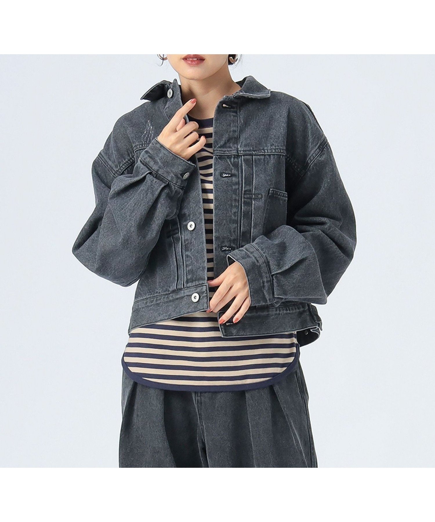 【ビームス ハート/BEAMS HEART】のクロップド デニム ジャケット インテリア・キッズ・メンズ・レディースファッション・服の通販 founy(ファニー) 　ファッション　Fashion　レディースファッション　Fashion for Women　アウター　Coat / Outerwear Collection　レディースジャケット・軽アウター　Jackets　デニムジャケット / カジュアルアウター　Denim Jackets　インナー　Innerwear　ヴィンテージ　Vintage Style　クロップド　Cropped, Short Length　クール　Cool, Chic　ジャケット　Jacket, Outerwear　スウェット / スエット　Sweatshirt, Sweatwear　スラックス　Slacks, Dress Pants　タートルネック　Turtleneck, High Neck　ダメージ　Distressed, Destroyed　チェック　Check, Plaid, Tartan　デニム　Denim, Jeans Material　トレンド　Trend, Trending Now　バランス　Balance, Style Balance　ミックス　Mix, Mixed Style　モチーフ　Motif, Design Theme　ランダム　Random, Irregular　ワイド　Wide, Wide Fit　冬　Winter / This Winter　BLACK|ID: prp329100004893124 ipo3291000000036576171